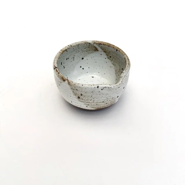 small-spouted-bowl-front-item-2900.jpeg