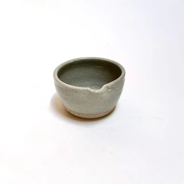 small-spouted-bowl-item-2908-top.jpeg