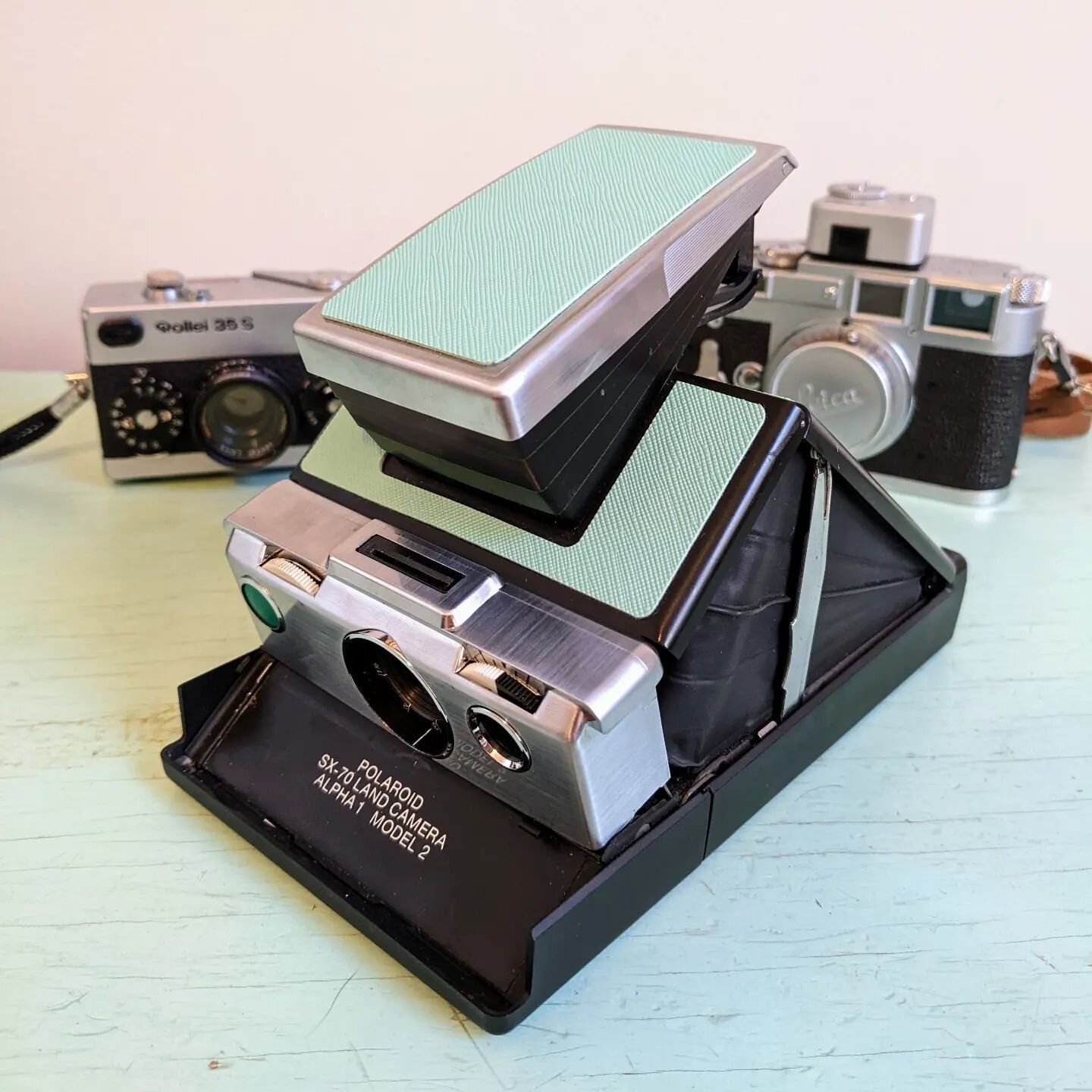 Shout out to @jacobchristopherfilm for letting me borrow this modified Polaroid SX70! I have been low key mad that I wasted money on my Polaroid 600 camera + film, but glad I have this much superior camera to be able to use up the film I have for the