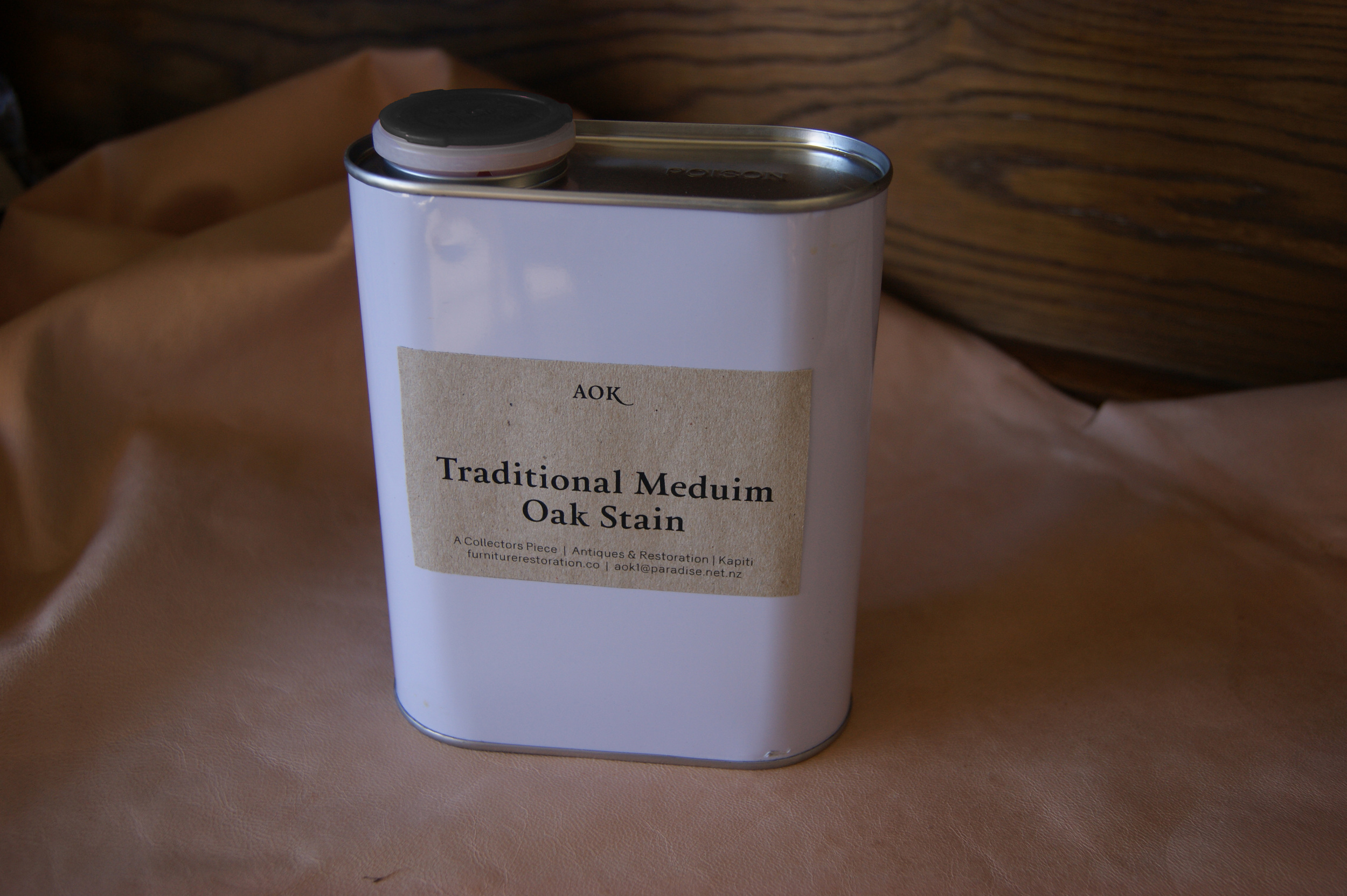 Traditional Medium Oak Stain
