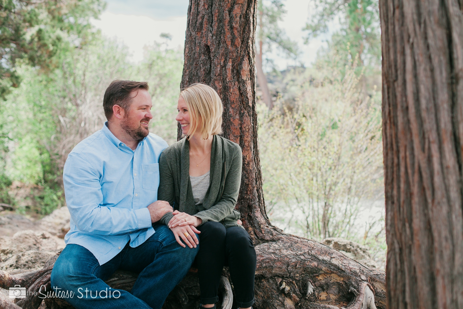 Bend, Oregon Lifestyle Wedding Photographer -  The Suitcase Studio - Engagement Photos at Dillon Falls - Deschutes Forest