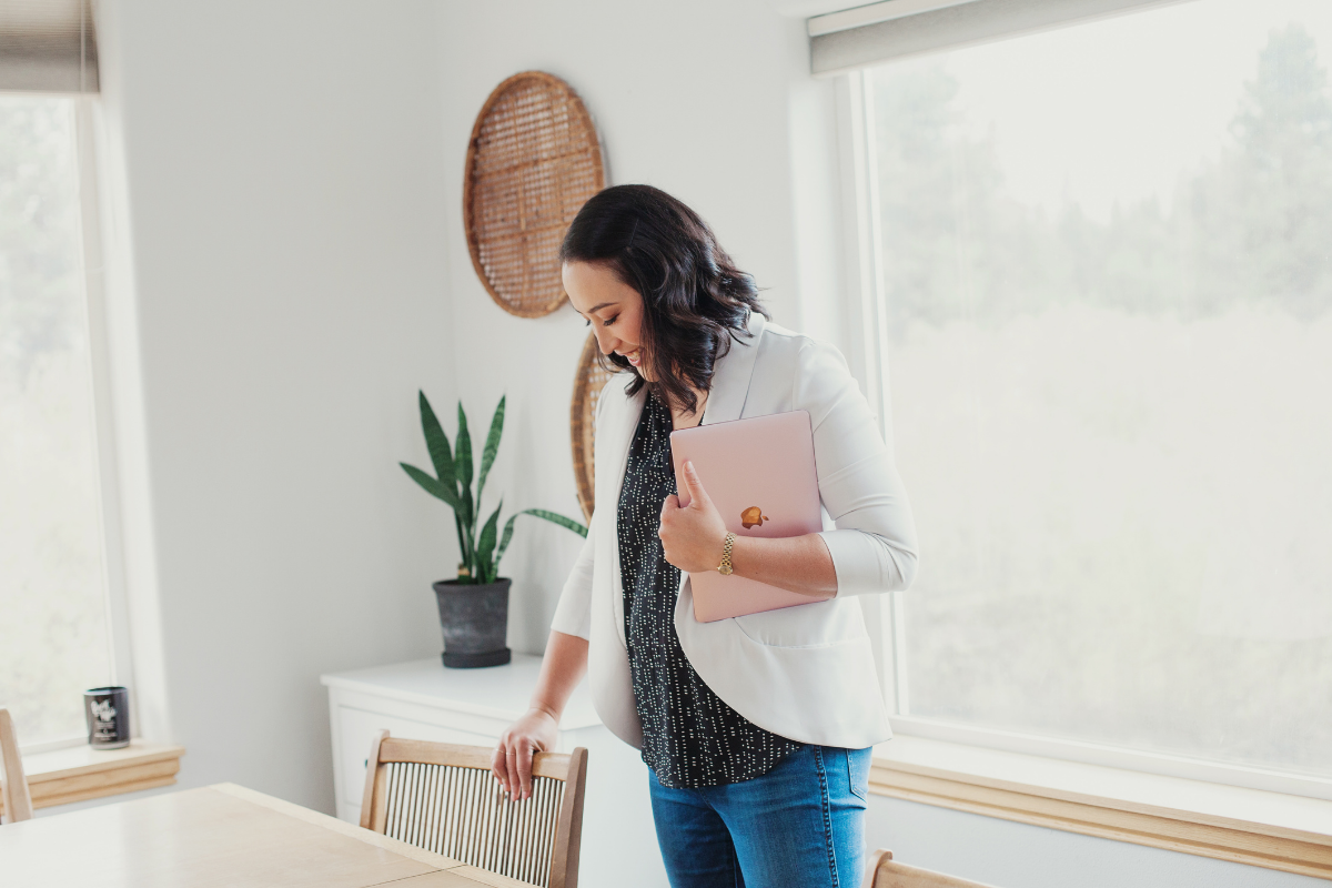 The-Suitcase-Studio-business-photographer-bend-oregon.png13.png