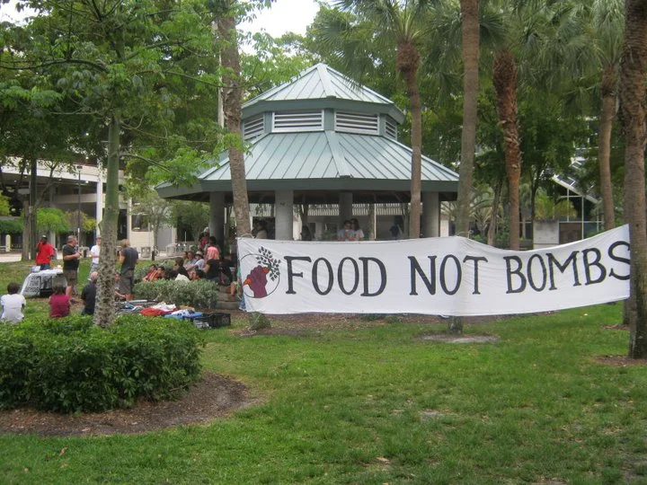 Fort Lauderdale Food Not Bombs Food Sharing at Stranahan Park