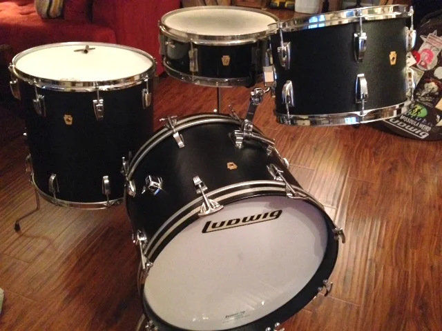 1968 Ludwig Super Beat kit in black panther finish