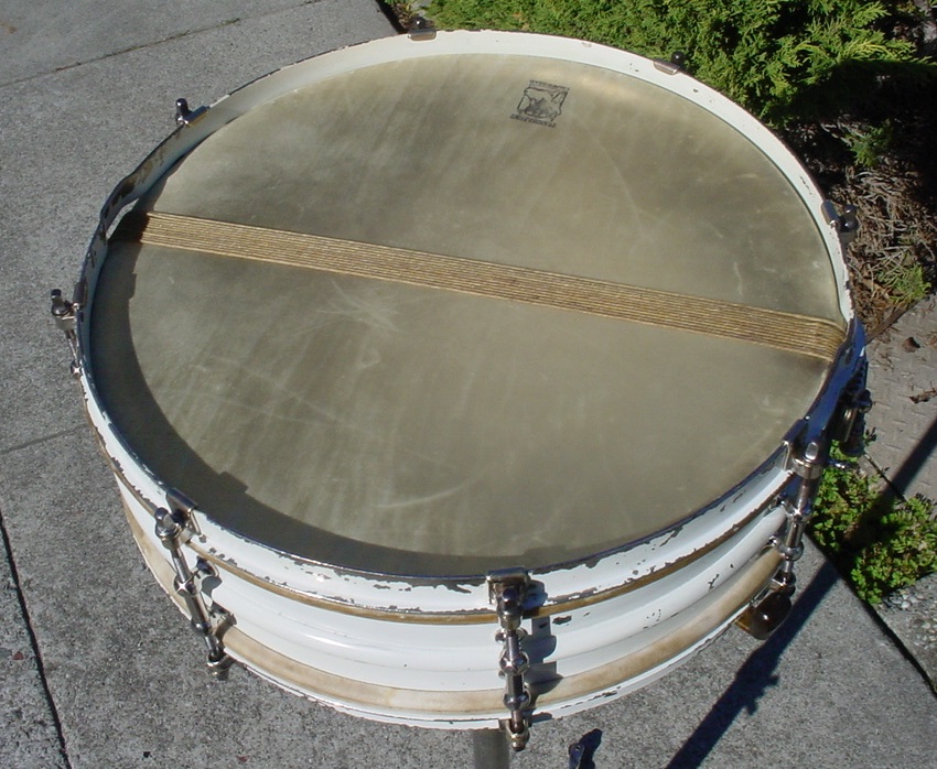 23L&Lwhiteenamel4x14b.jpg