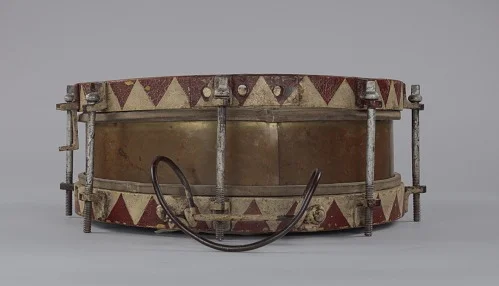 Minstrel Drum 4.jpg