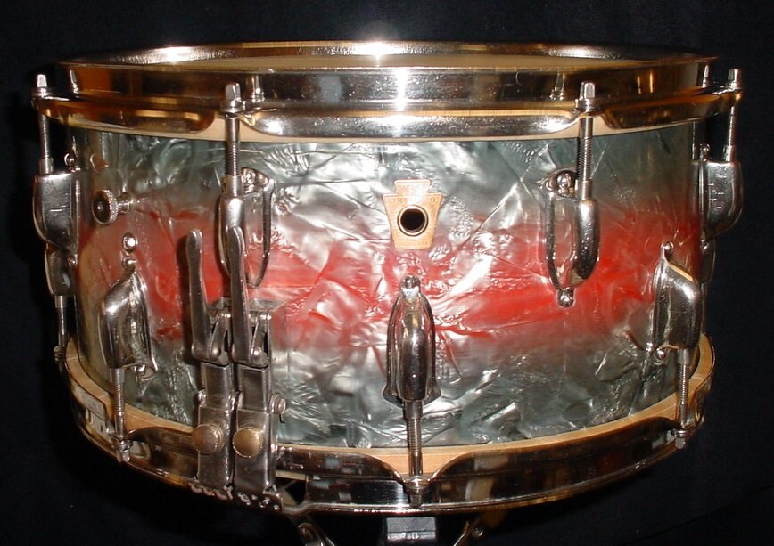 39WFL7x14two-tonepearlTwinStrainer.jpg