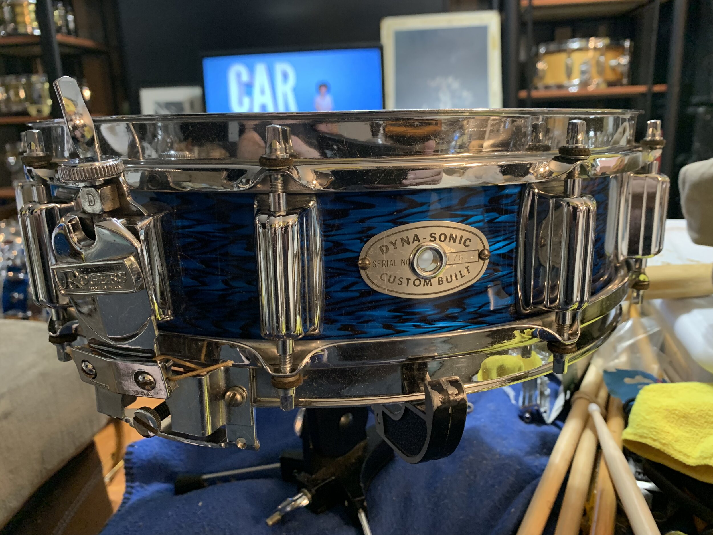 Very rare 4 x 14 blue onyx Rogers Dyna•Sonic 