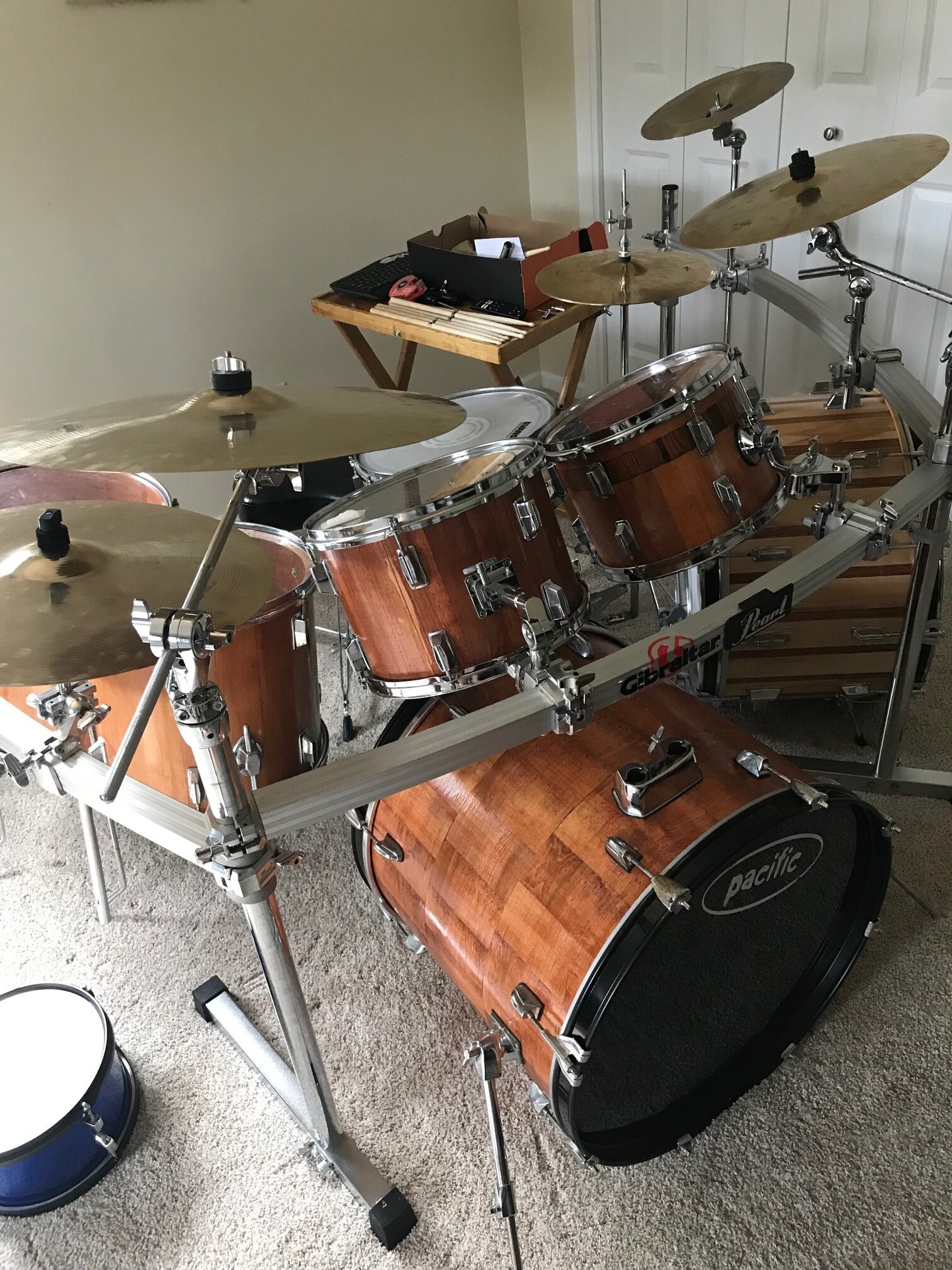 sam ash drum machine on Custom Drums Not So Modern Drummer