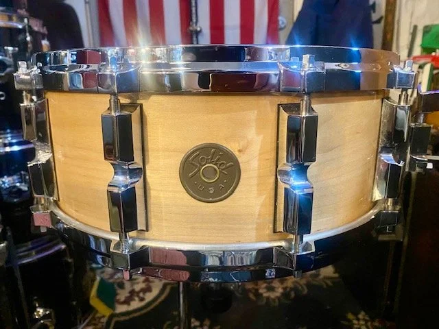  Late 80s SOLID 5.5 x 14 Maple Snare