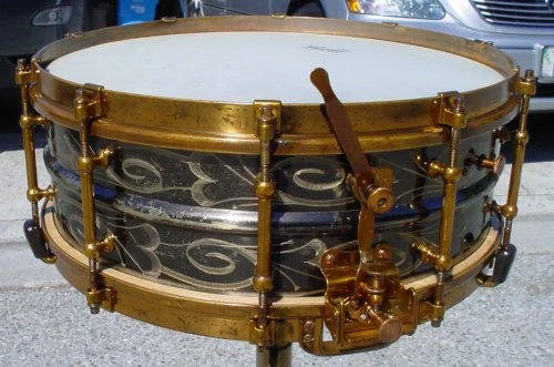 1932-34 SLINGERLAND 5 x 14 ENGRAVED/ART GOLD DUALL “RADIO” MODEL