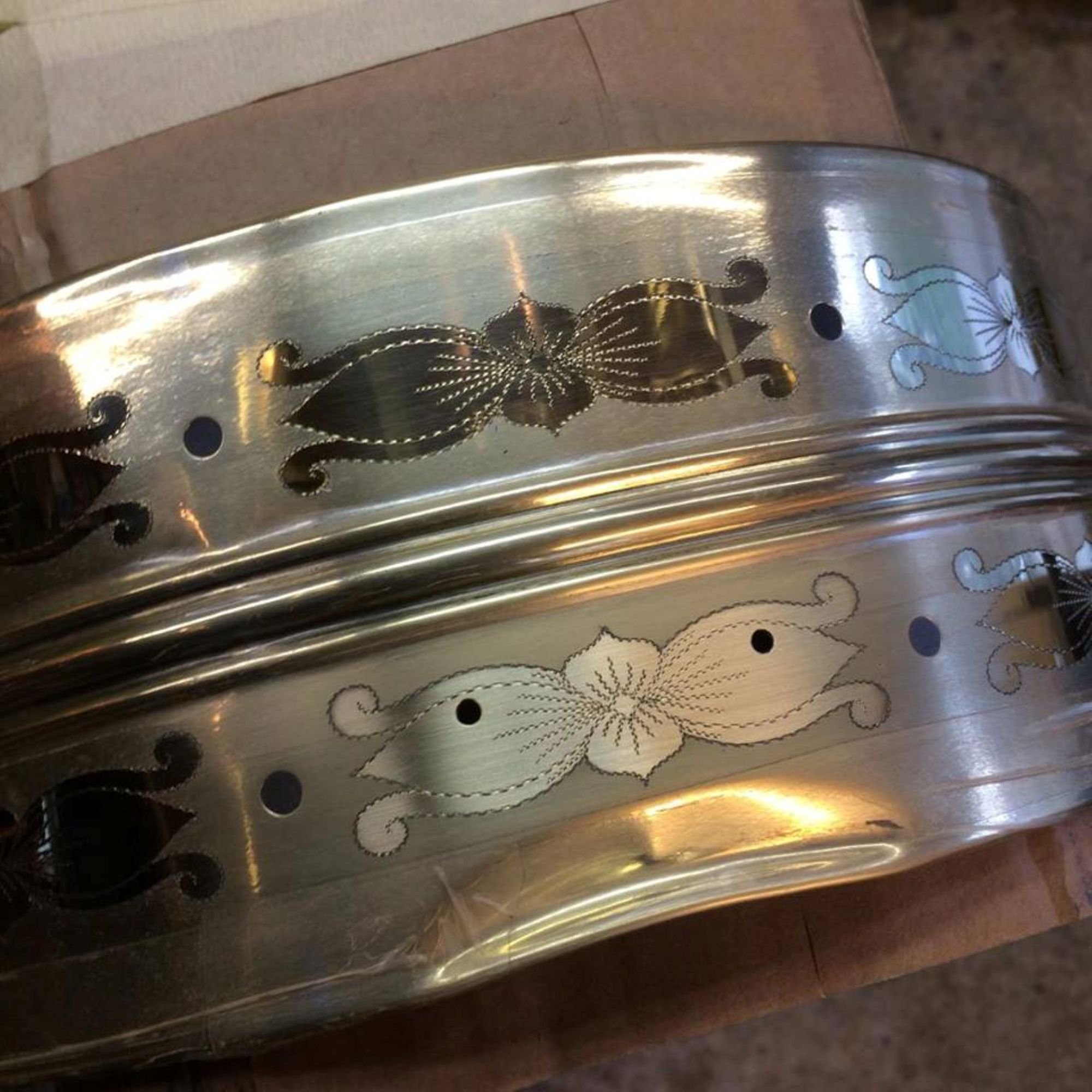 Slingerland All Gold Engraved 3.jpg