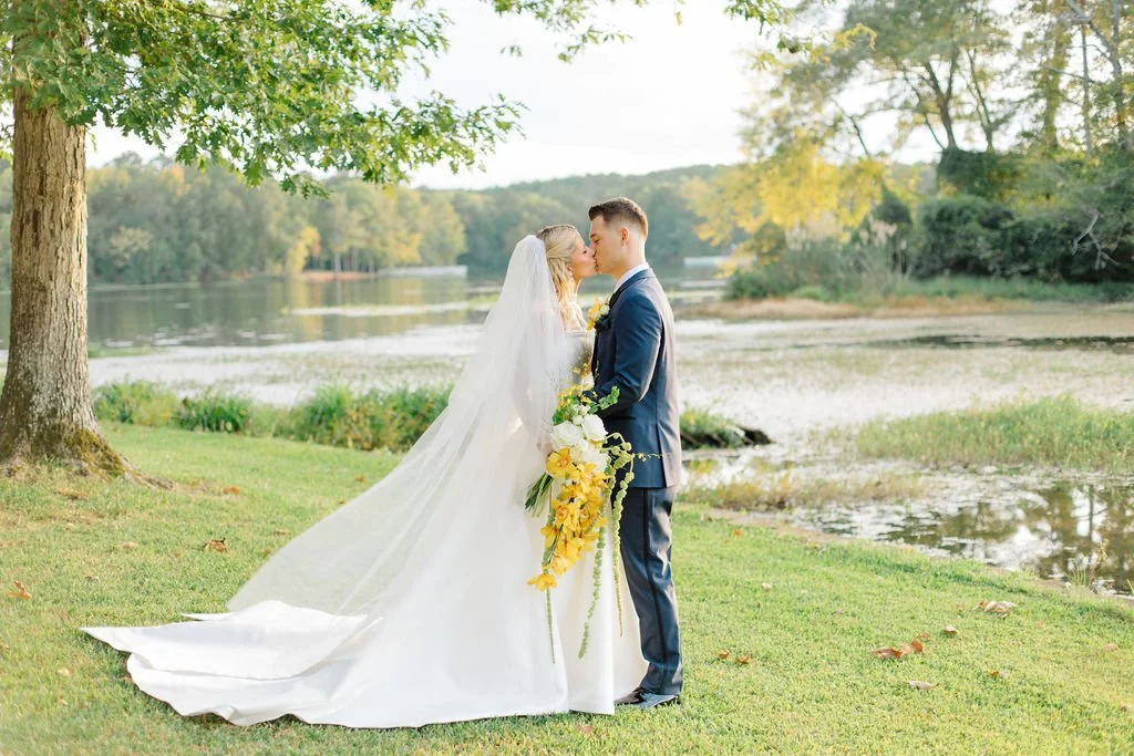 Birmingham Wedding Photographer | Birmingham Wedding Venue | Alabama Wedding Photographer | Margaret Taylor Photography | Oak Island Mansion | Wilson Weddings