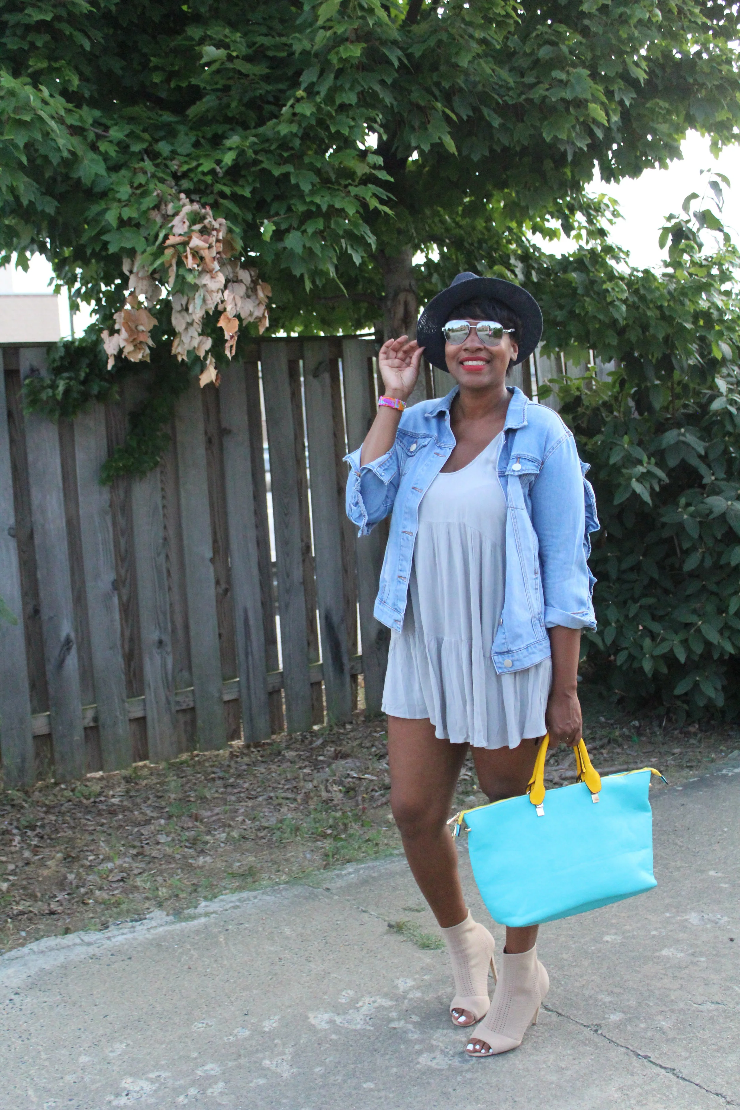 Weekend Travel Style