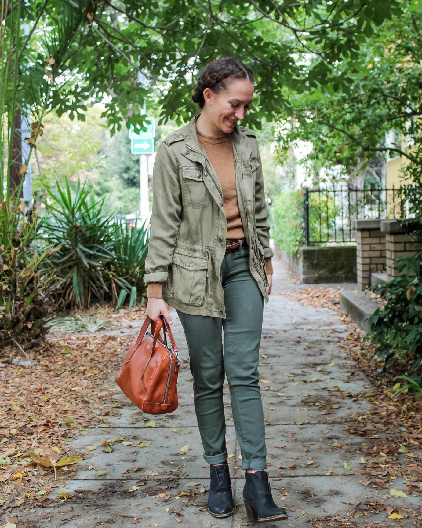 Capsule wardrobe outfit fall 2016 | what to wear to an interview | tintedgreenblog.com