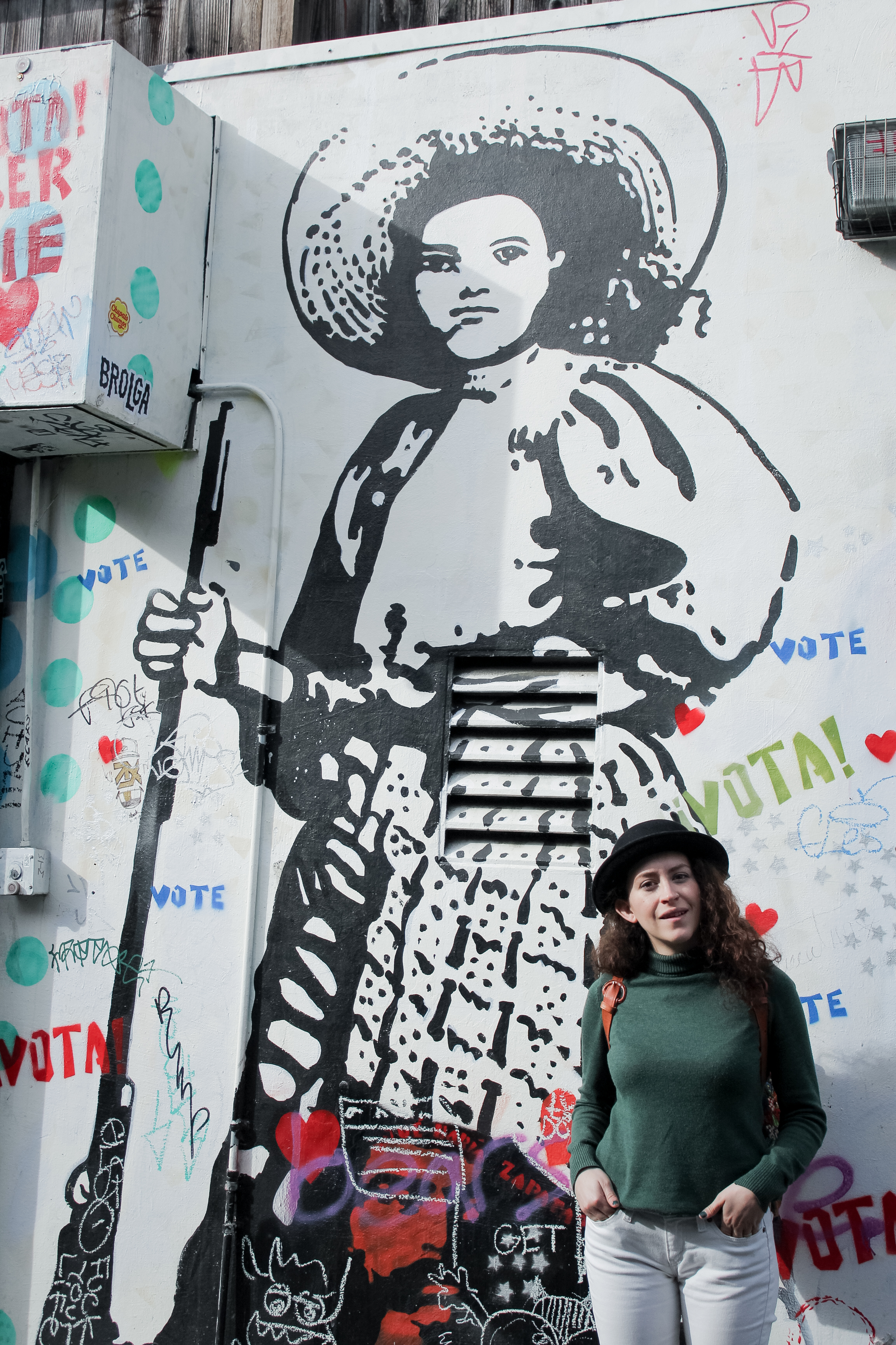 mural art in Clarion Alley in San Francisco's Mission District | tintedgreen