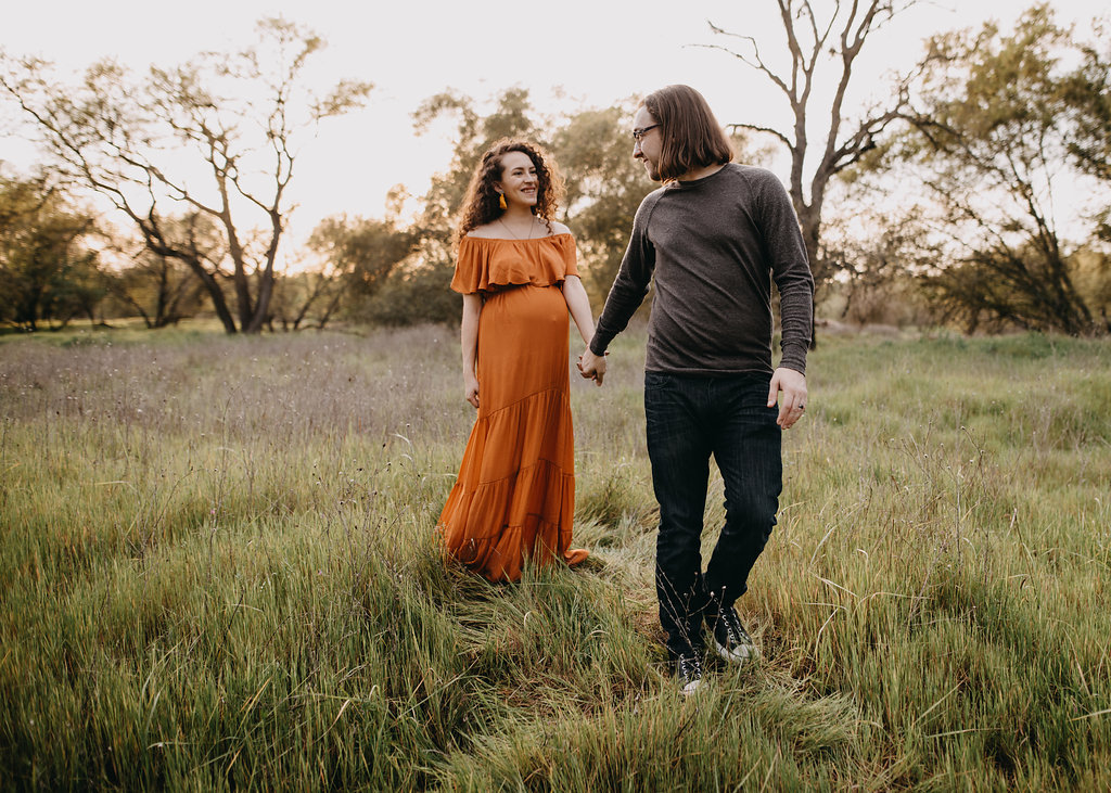 Chloe Ramirez Photography | spring outdoor maternity session