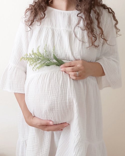 summer pregnancy essentials — alex pineda hood