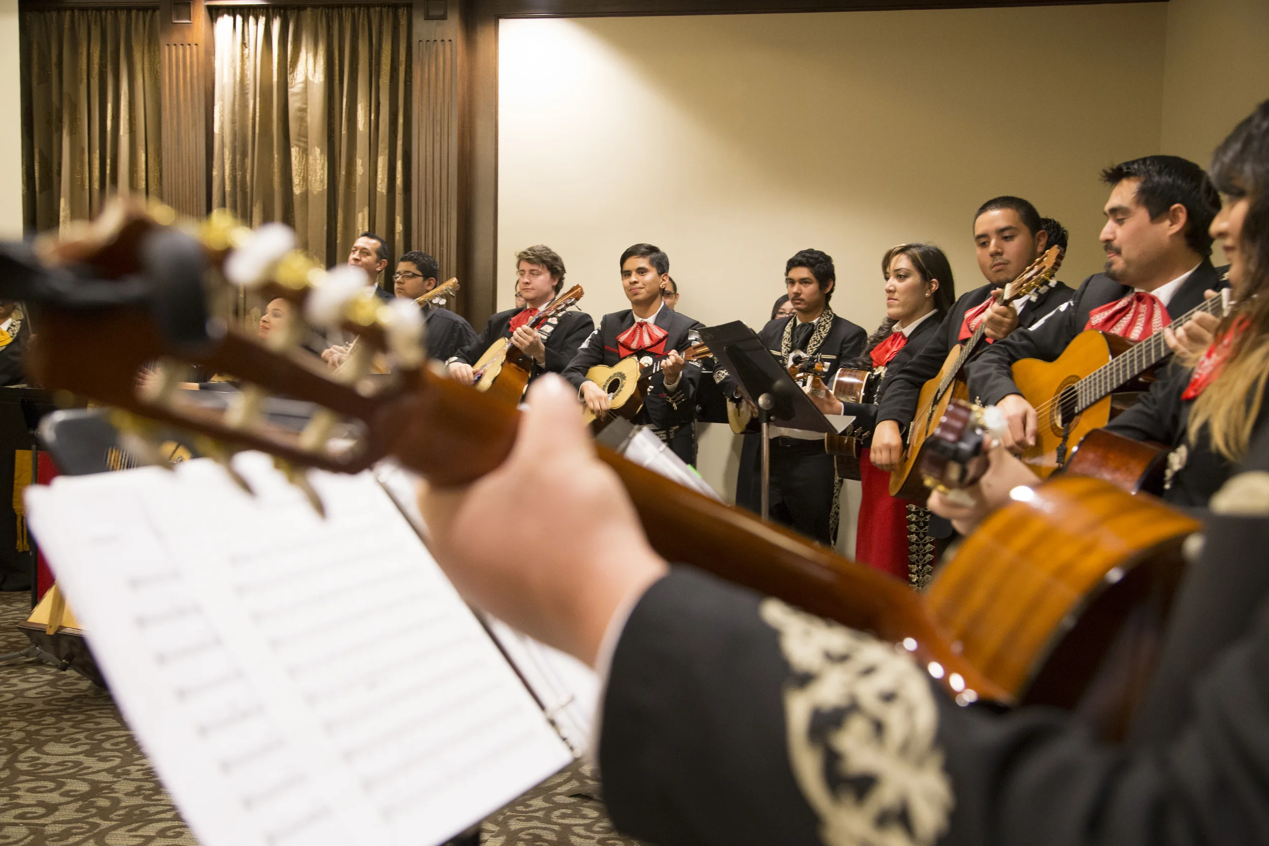 013114.Mariachi.ed459.jpg