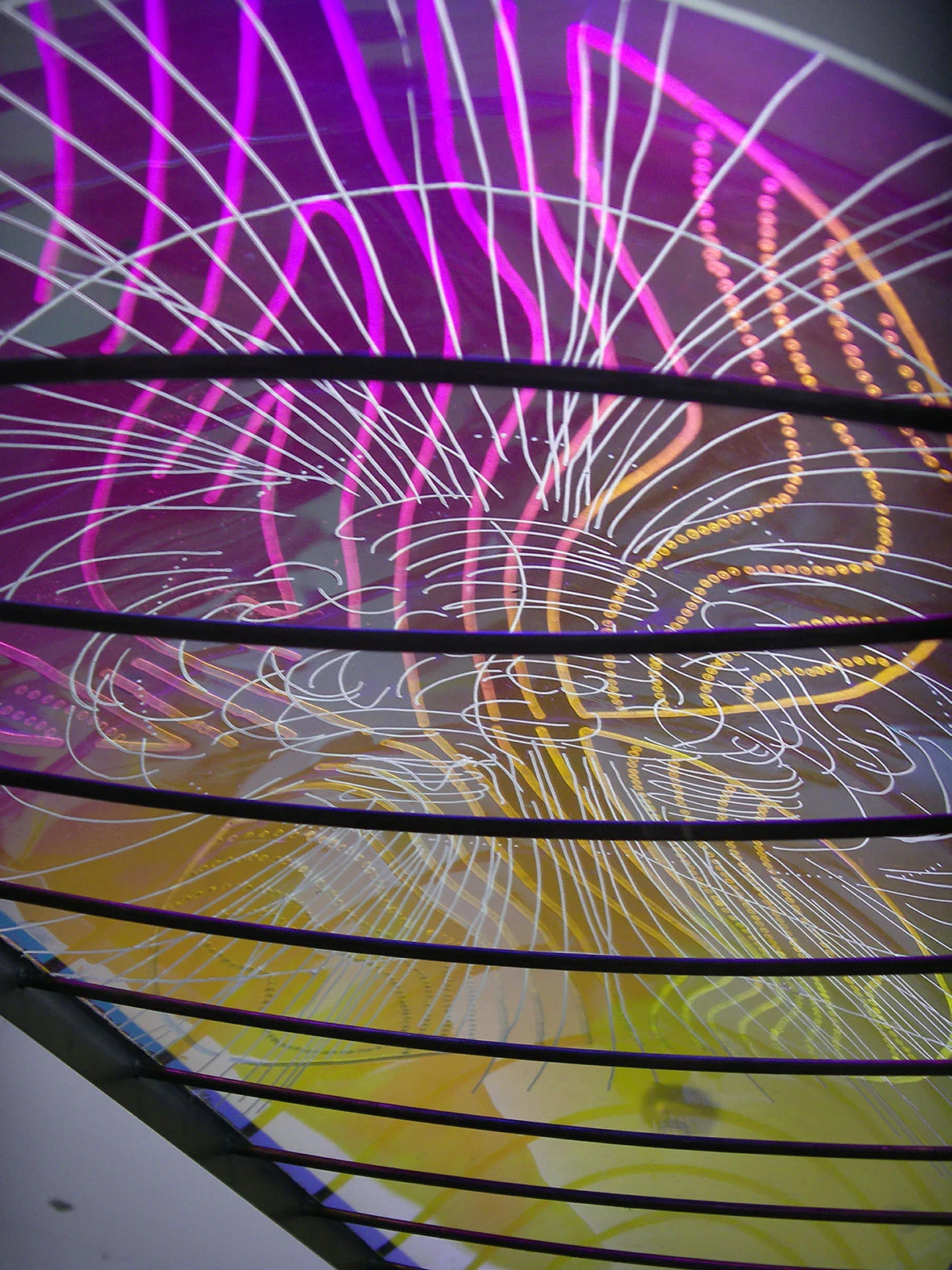 Solar Wind: Magnus Magnes Magnifique!