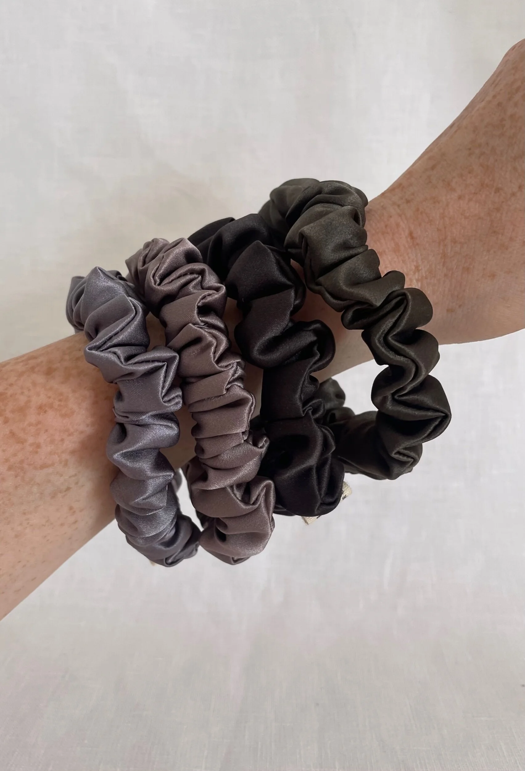 CBDC7AEB-C379-4A04-9691-158B36F94163