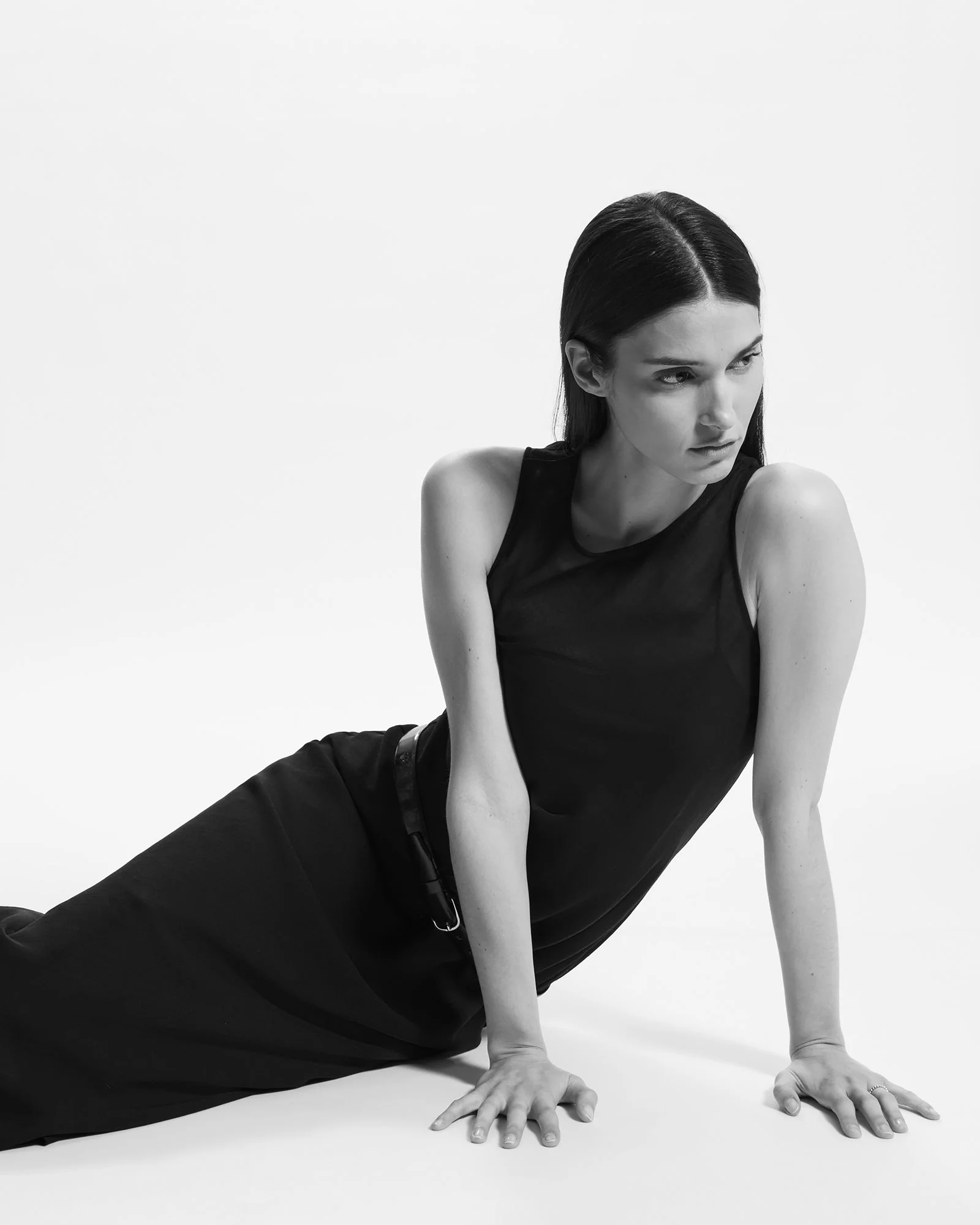 011325_CM_ELEVATEDGRID_WOMENS_LOOK_5_122_BW.jpg