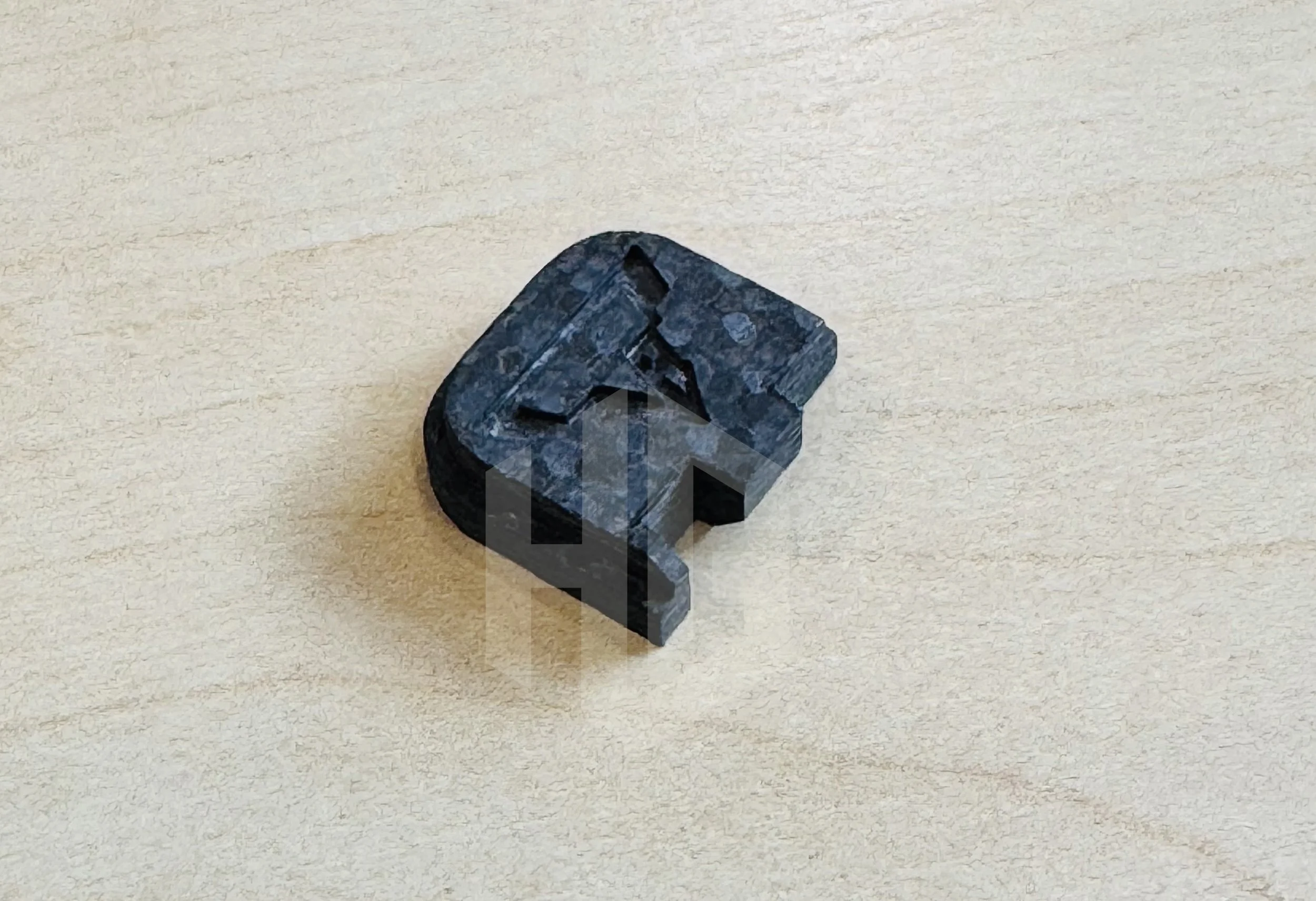 แผ่นปิดท้ายสไลด์ TTI ลายคาร์บอนไฟเบอร์สำหรับ Glock 43 พร้อมโลโก้ TTI