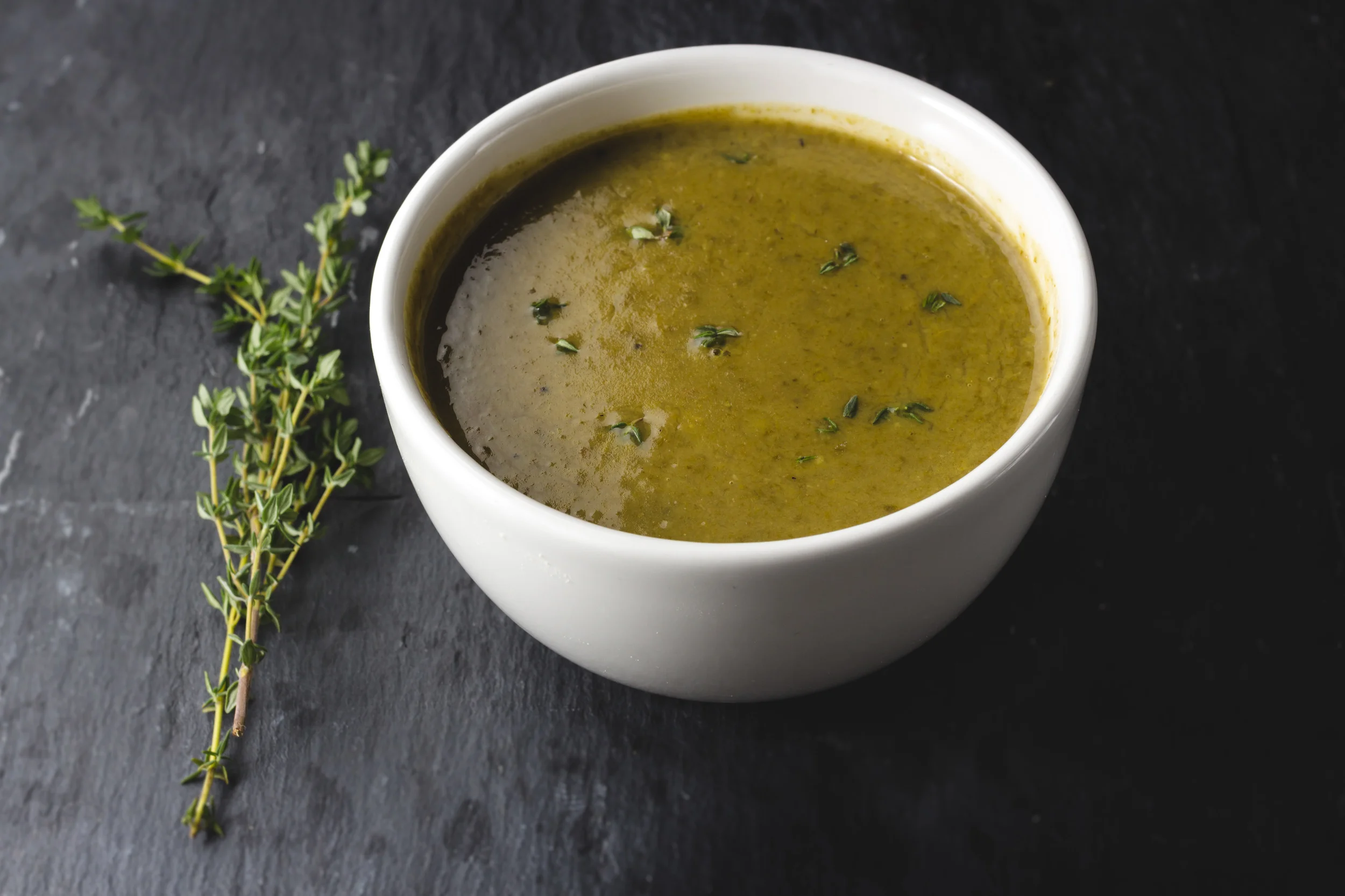 Spinach and Pak Choi soup with Thyme and Cheese-20.jpg