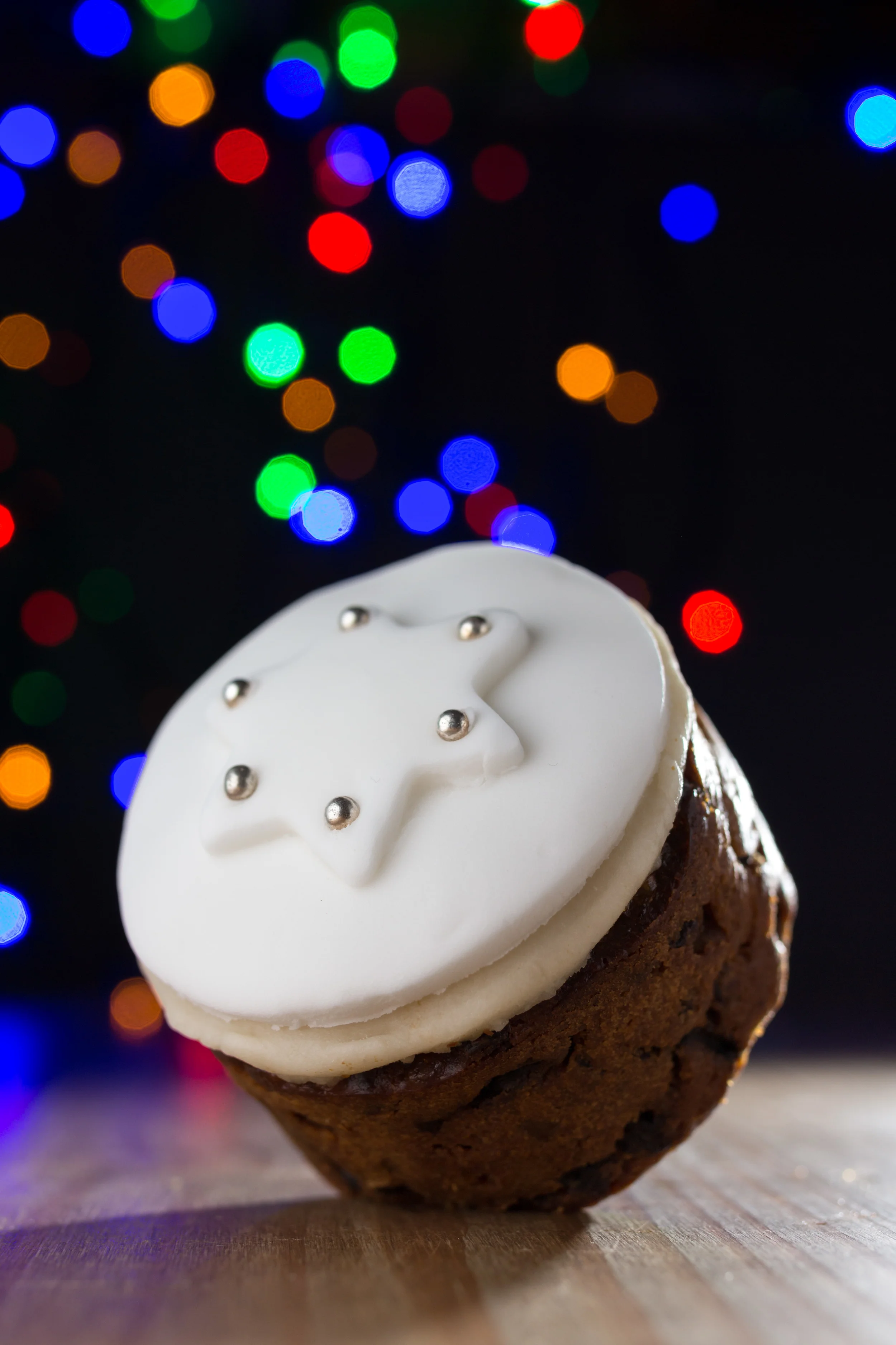 Christmas Cake with lights-8.jpg