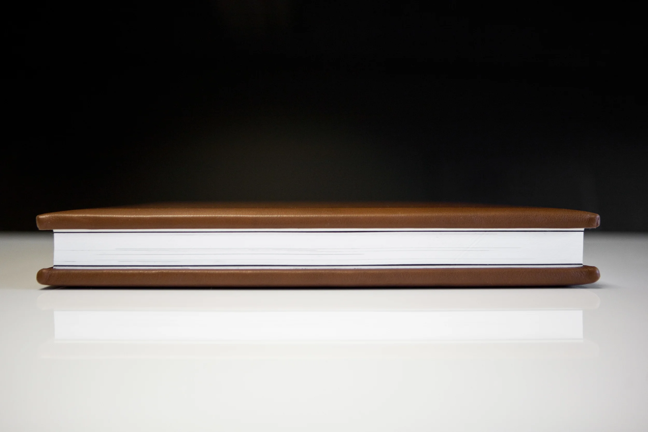 folio_albums_01_side_view.jpg