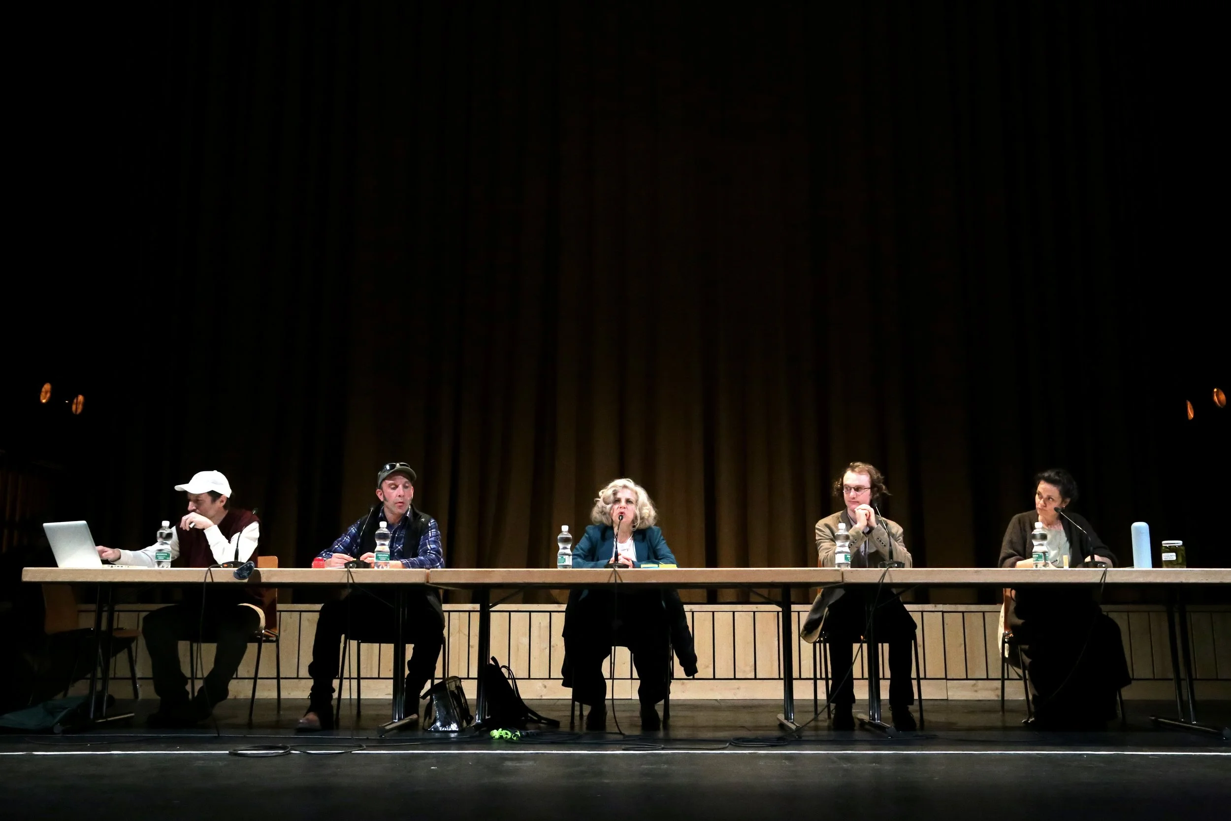 DIE GEMEINDEVERSAMMLUNG