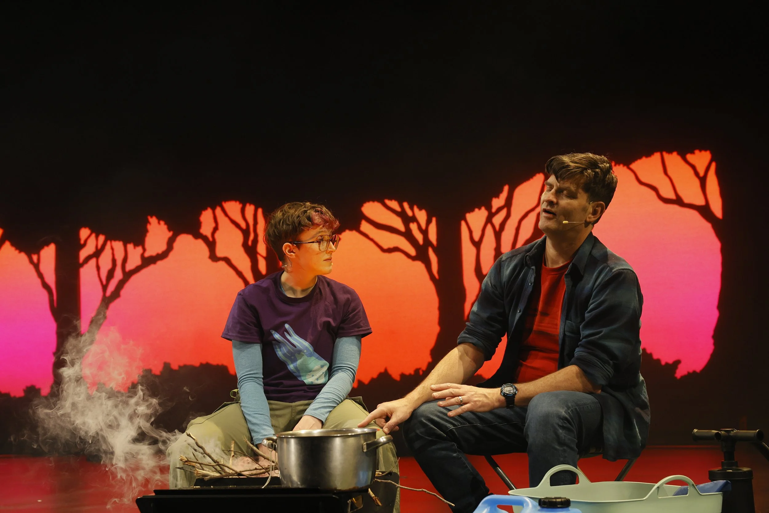 LEMONY S PUPPET THEATRE_LITTLE BLUE DOT_ photo Jeff Busby_1099.JPG