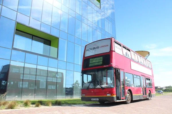 bus2.jpg
