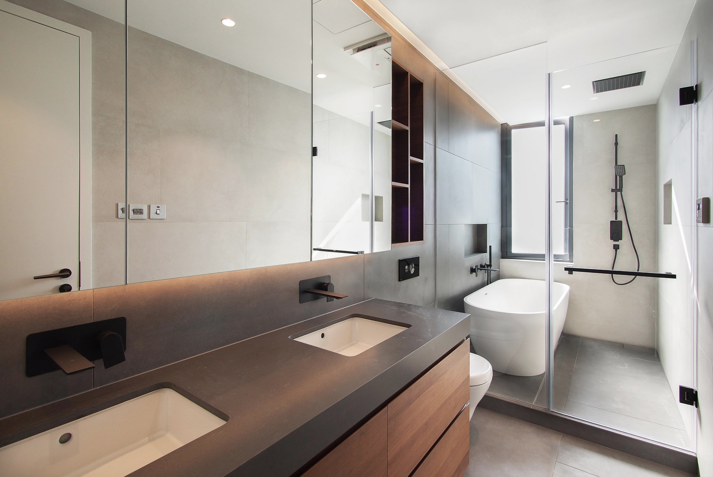 SW Design_NT House - master bath 01.jpg