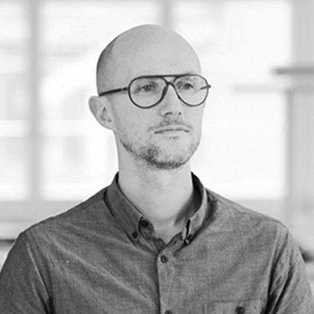 MICHAEL J. BROWN Director of Design, Optimist Design / Los Angeles, USA In August 2015, Michael joined Optimist Design, a studio creating sets and environments for brands and the entertainment industry, led by award-winning art director, production designer & architect Tino Schaedler ( Charlie and the Chocolate Factory, V for Vendetta, Harry Potter ). Whether it is production design for feature films, commercials, event design or architecture: their work is all about spaces that tell and frame stories. Beforehand, Michael founded the architectural brand NAU for experience-driven buildings, utilizing the latest technologies to make stories distinctive and envision future possibilities.