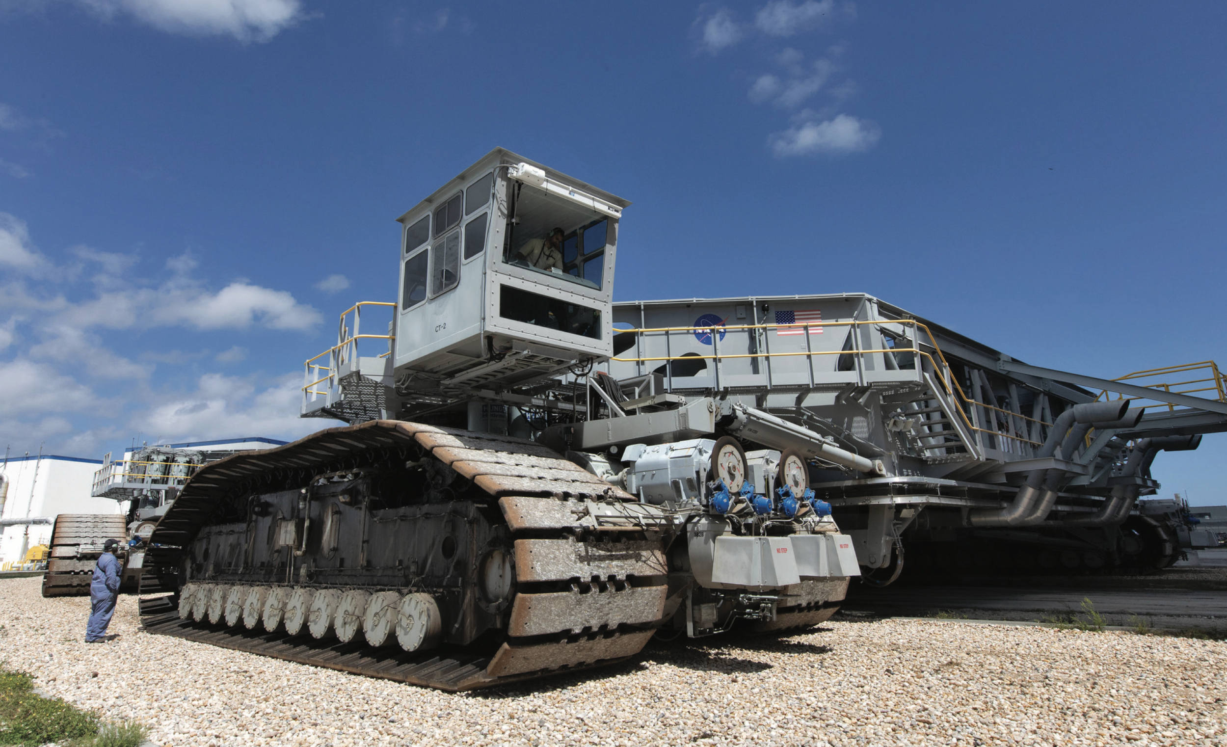 NASA Transport Crawler