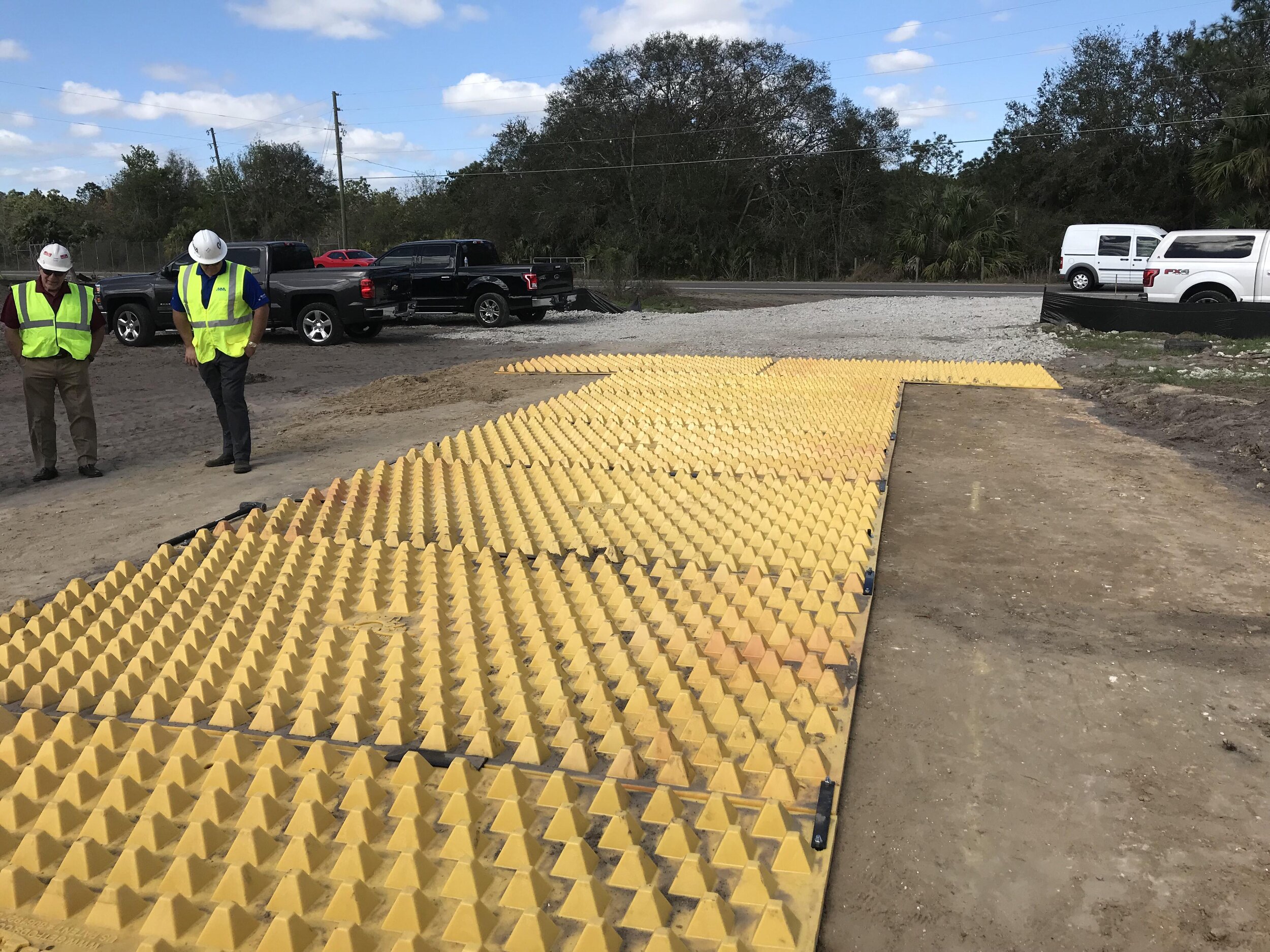 Florida-FDOT-Approved-Soil-Tracking-Prevention-Device_Stabilized-Construction-Entrance-System_Trackout-Control-Mat-System-Composite-Rumble-Plate-System.jpeg
