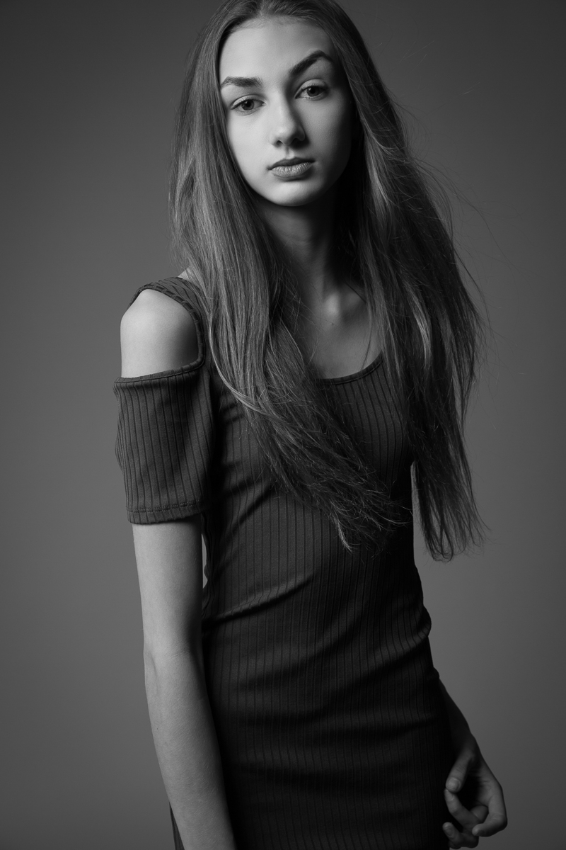  MODEL | Marissa Lee AGENCY | Edge Agency HOTOGRAPHY + RETOUCH | Nicole Romanoff 
