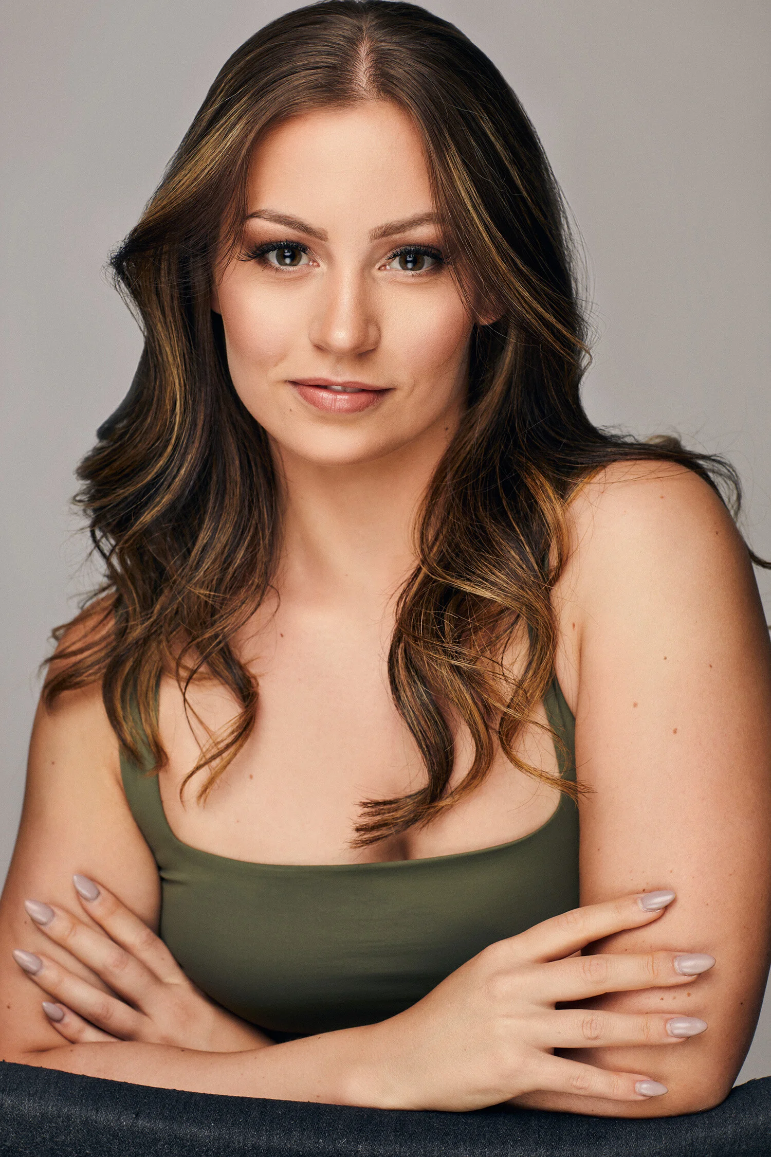 NICOLE ROMANOFF PHOTO | Saskatoon, Saskatchewan, Canada | Headshots