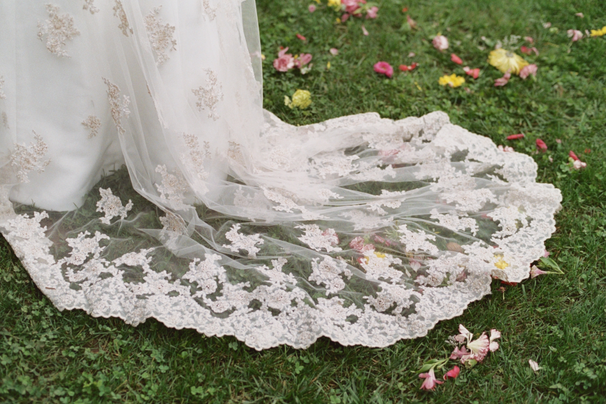 wedding (1).png
