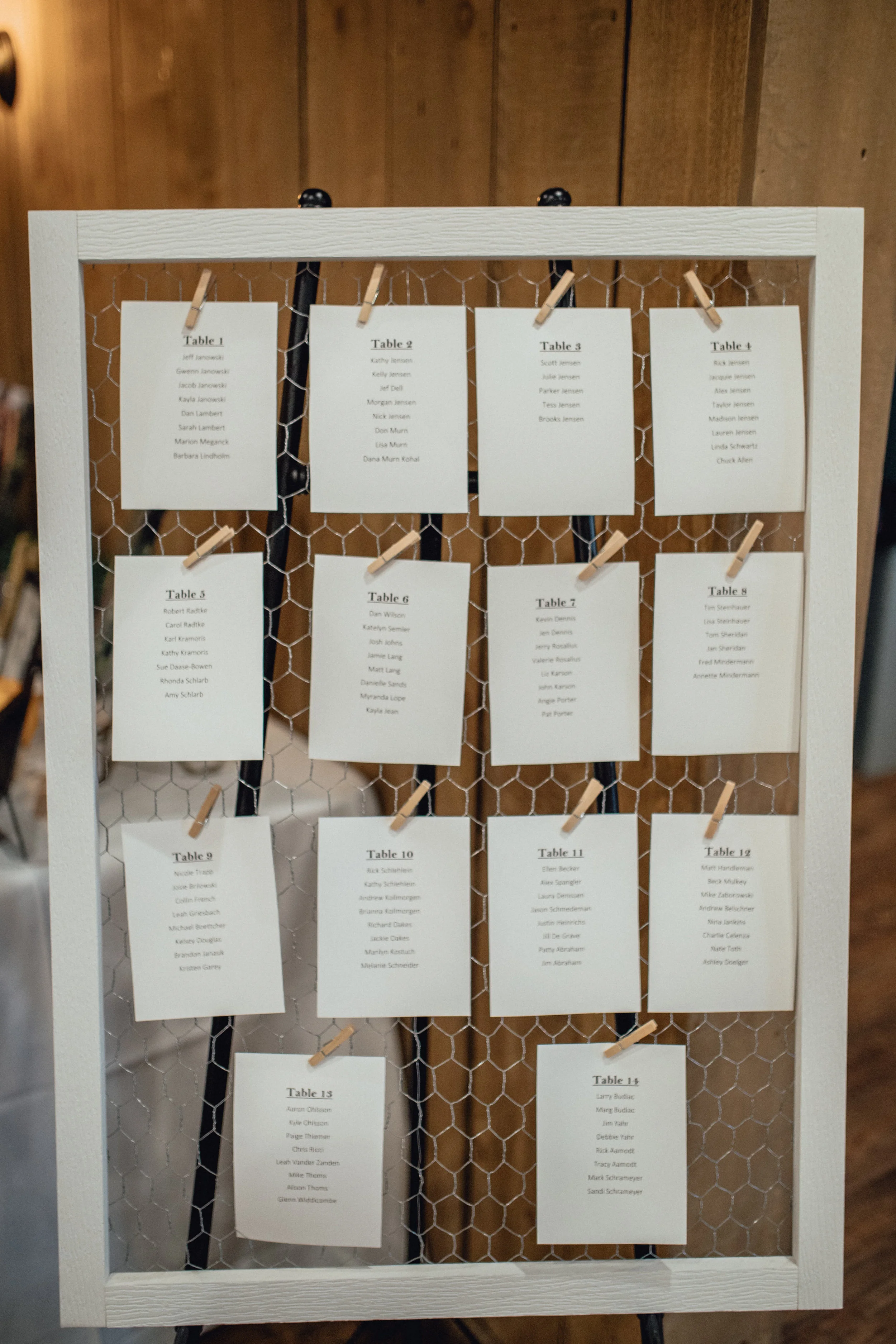 table-assignments-at-rustic-manor-1848.jpg