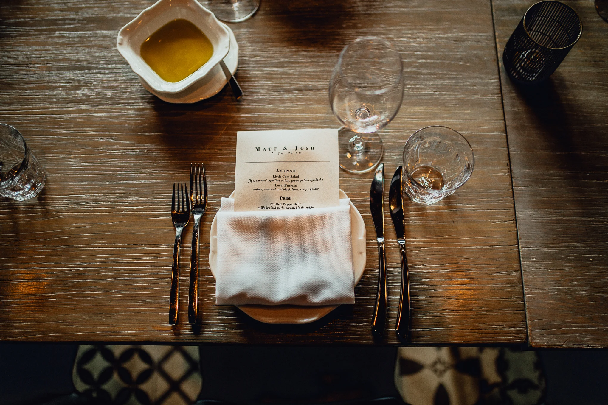 thompson-chicago-hotel-wedding-restaurant-dinner-table-setting.jpg