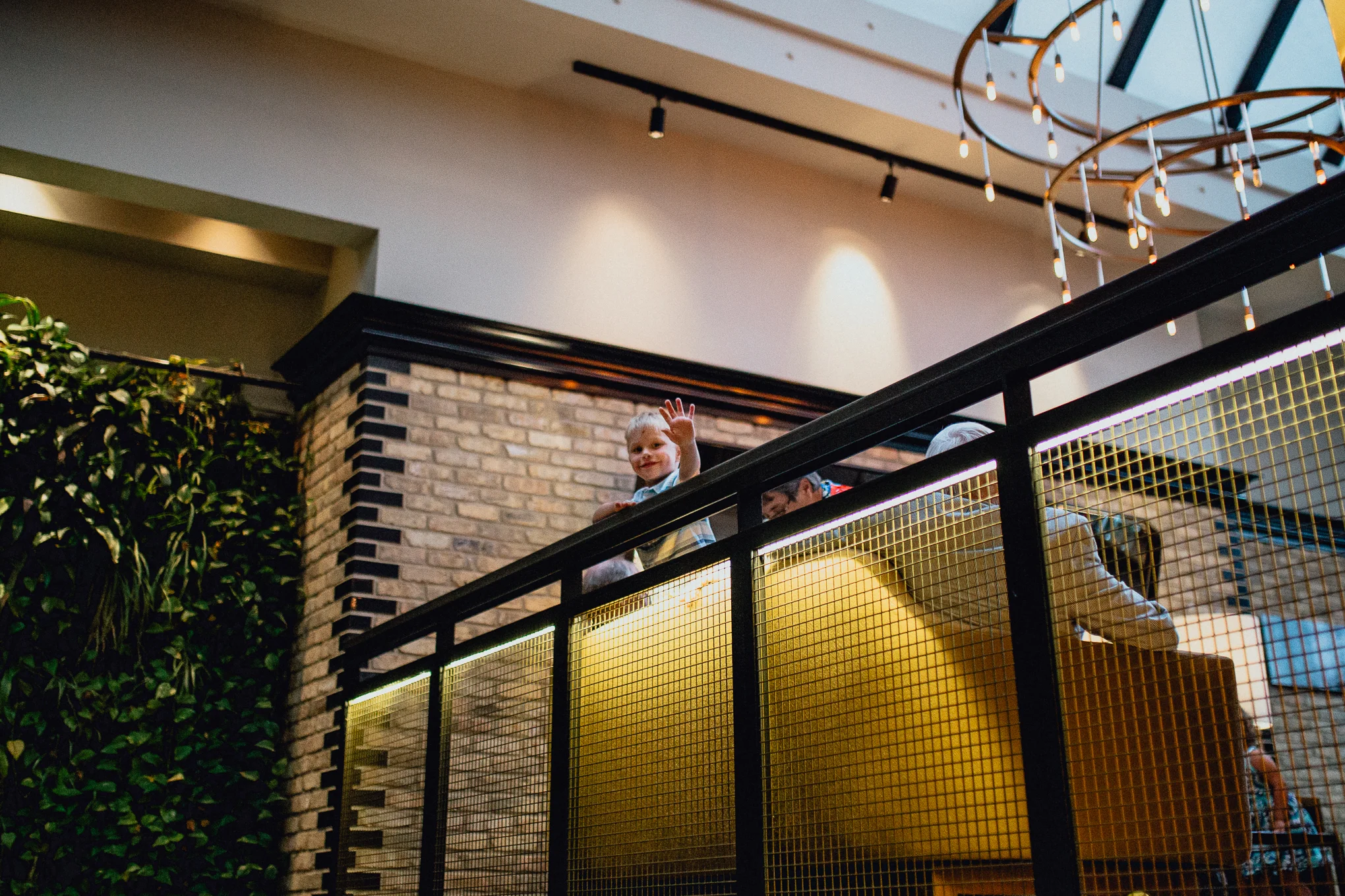 thompson-chicago-hotel-baby-waving-loft.jpg