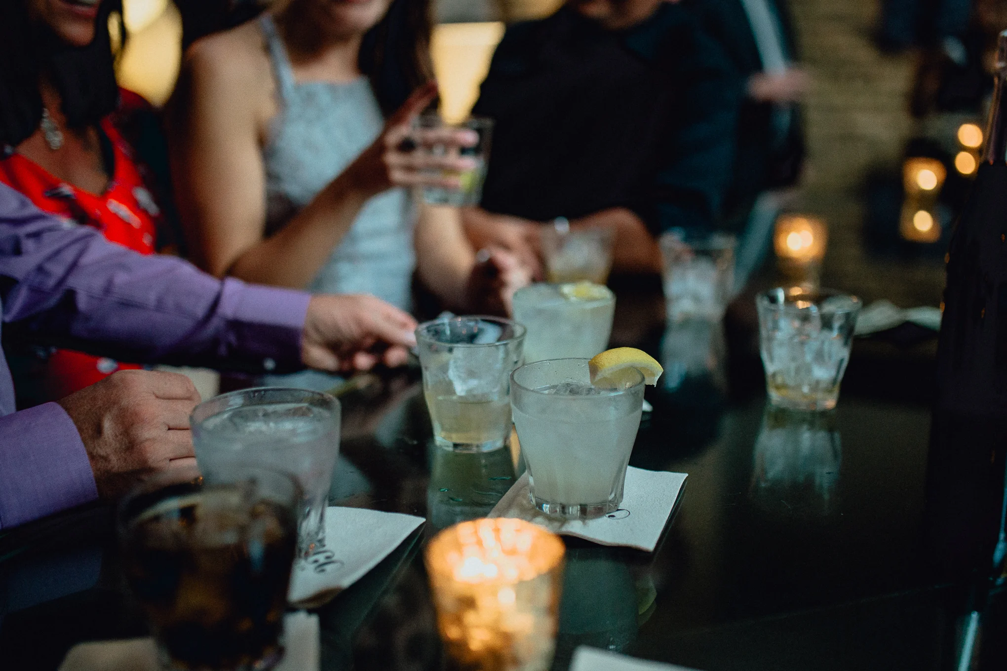 thompson-chicago-hotel-wedding-drinks-margaritas.jpg