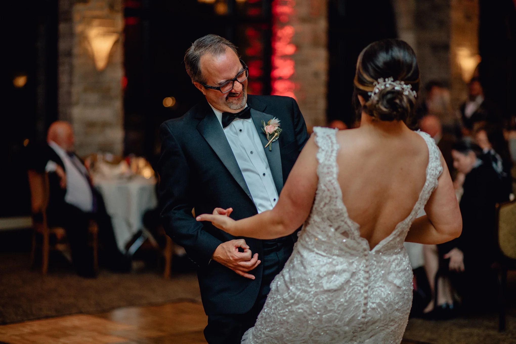 father-and-bride-dance-at-brandybrook.jpg