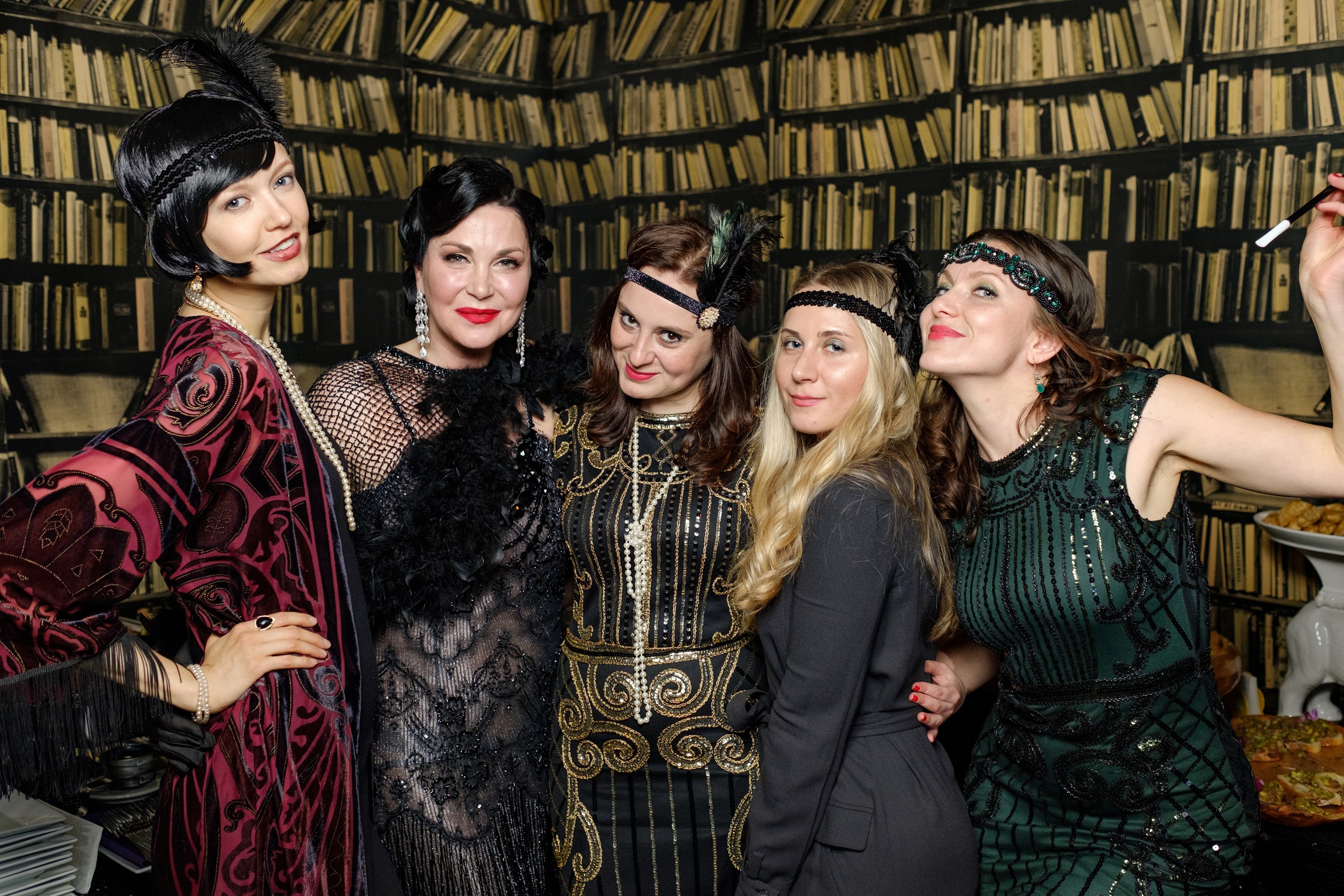 roaring 20s party outfits