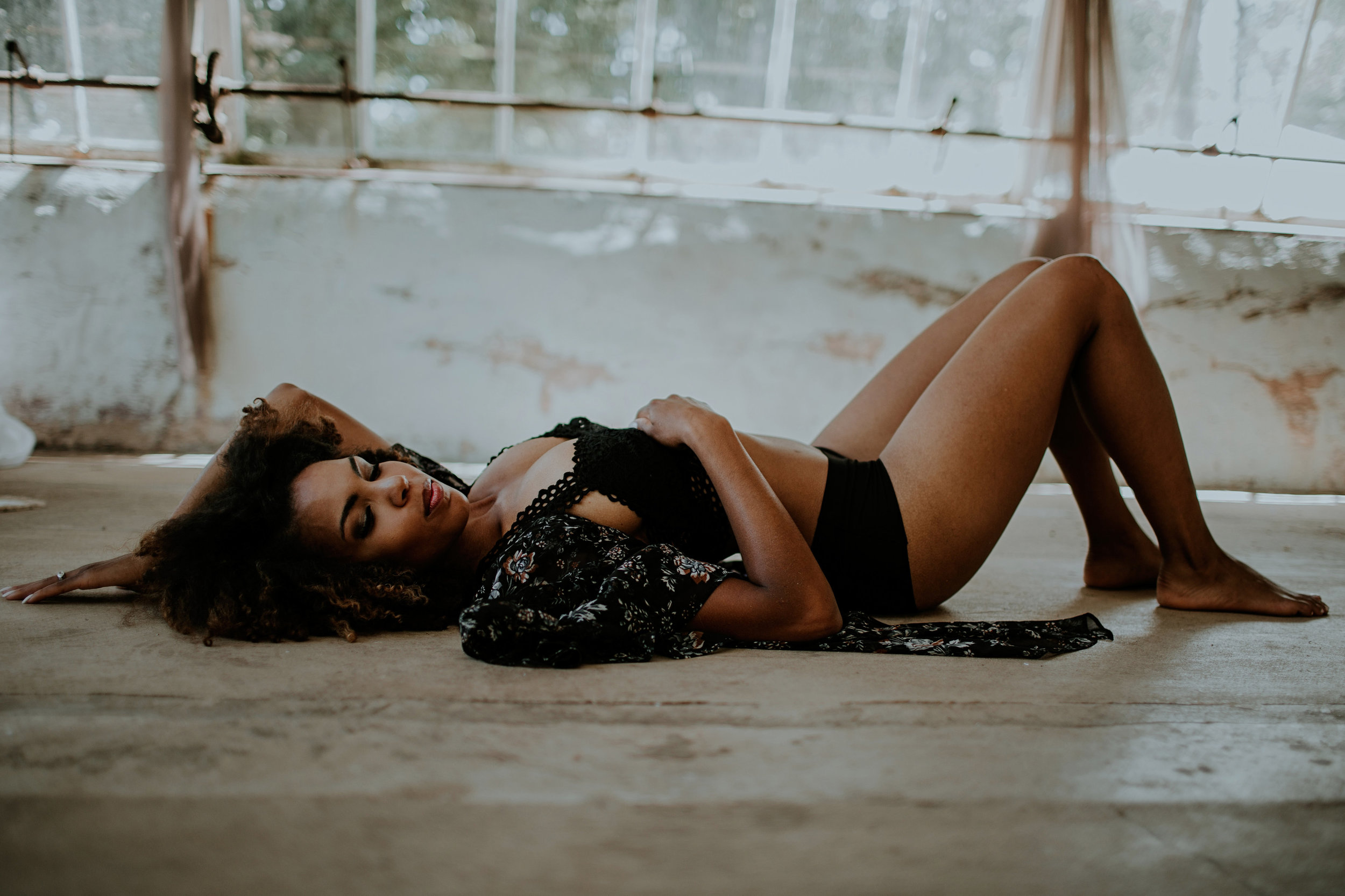 BoudoirPromos2016(126of242).jpg