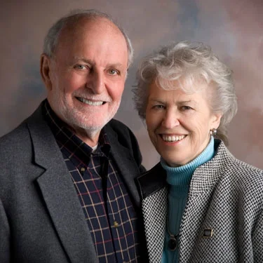 Rev. Dr. Stuart Briscoe and Jill Briscoe, T elling the Truth Bible Teaching Ministry • Waukesha, WI