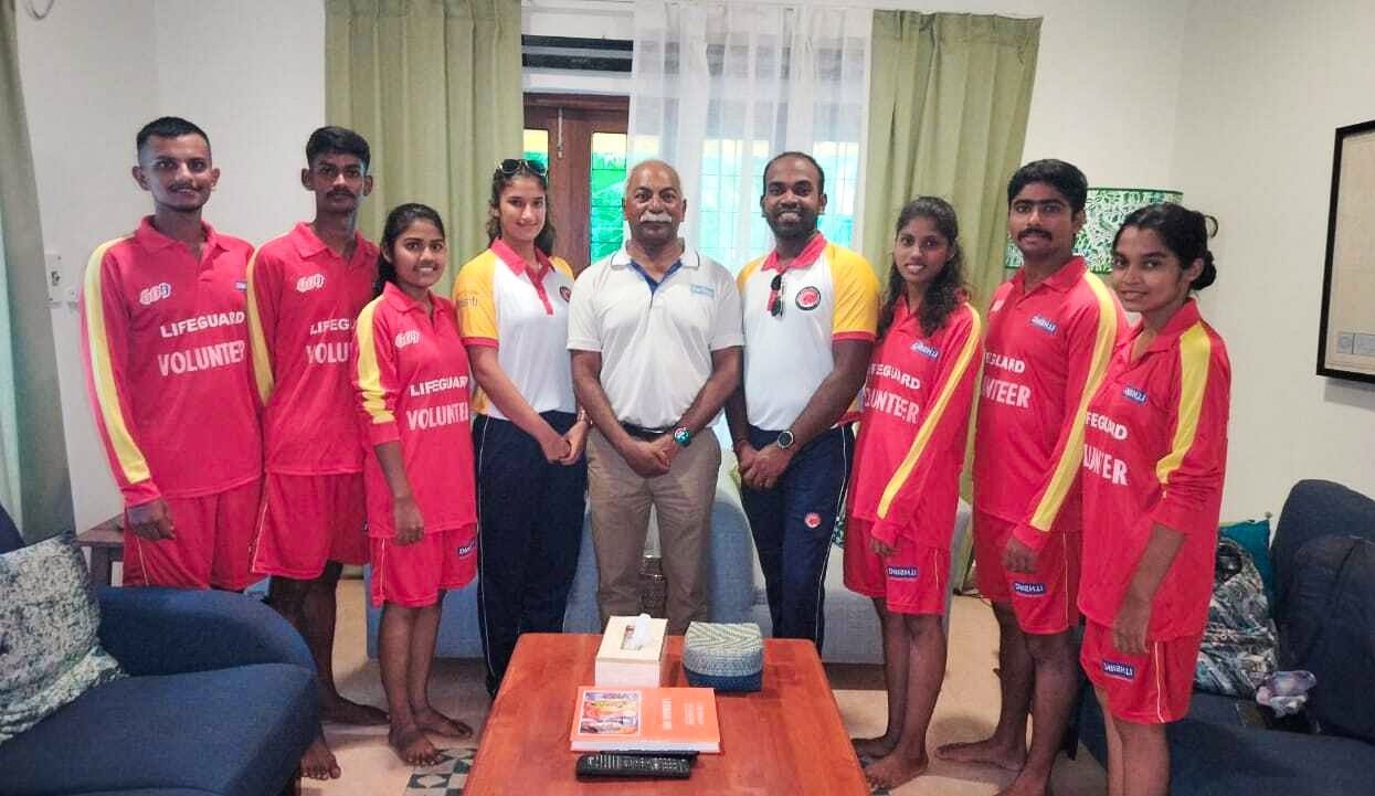 Enthusiastic youngsters have now been roped in by Goa’s state appointed lifeguard agency, Drishti Marine, to assist its lifesavers on the beaches with regards to crowd control and first aid, as part of its newly implemented local volunteer program.