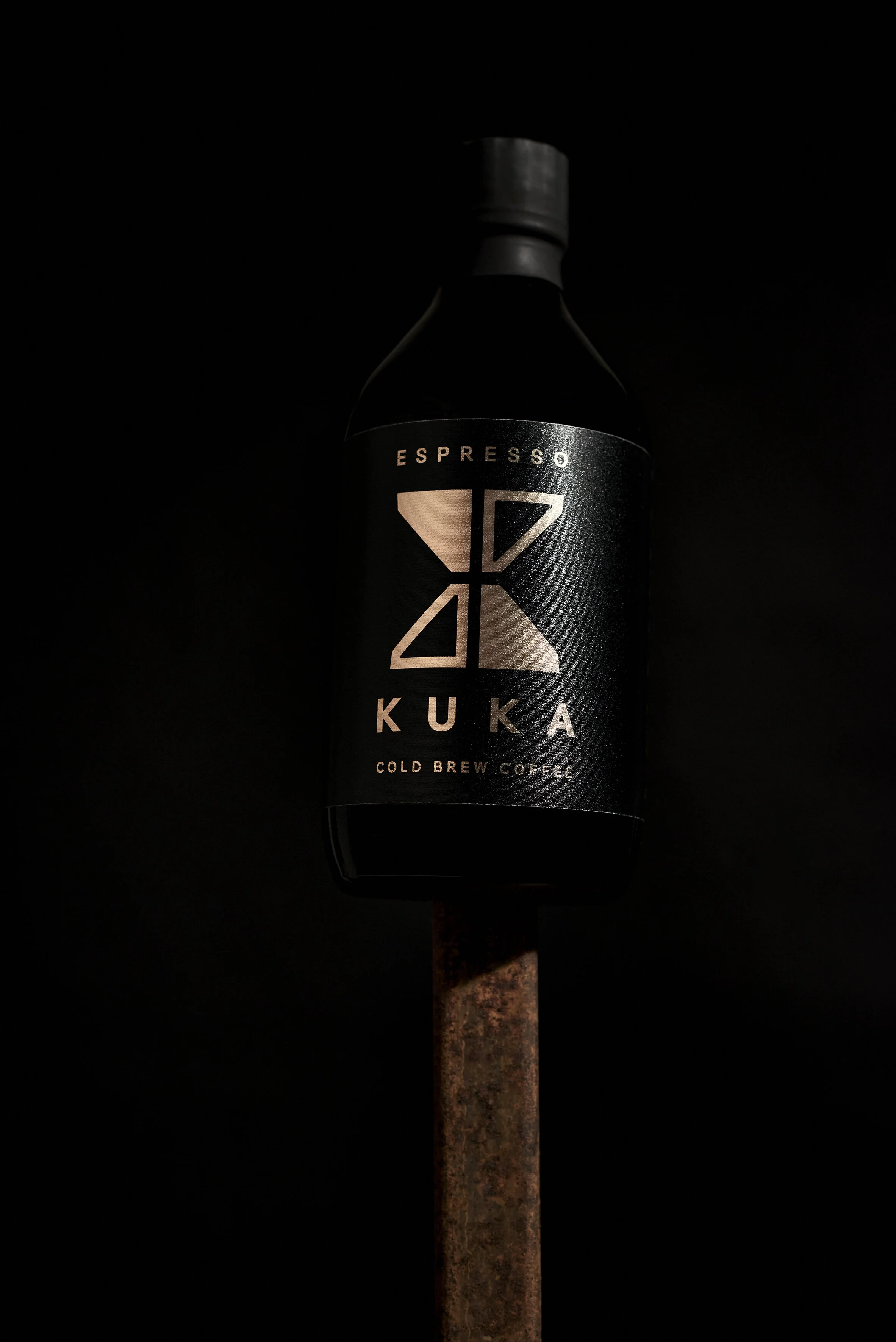 Kuka Biggie On Rust Pole.jpg